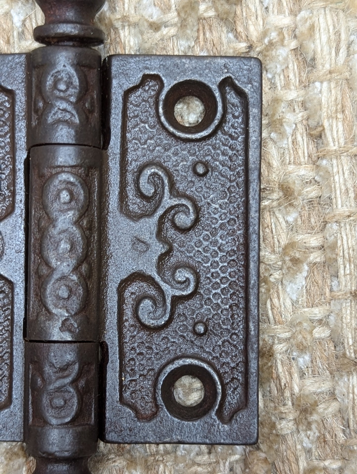 2 1/2" x 2 1/2" Antique Decorative Cast Iron Steeple Tip Hinge