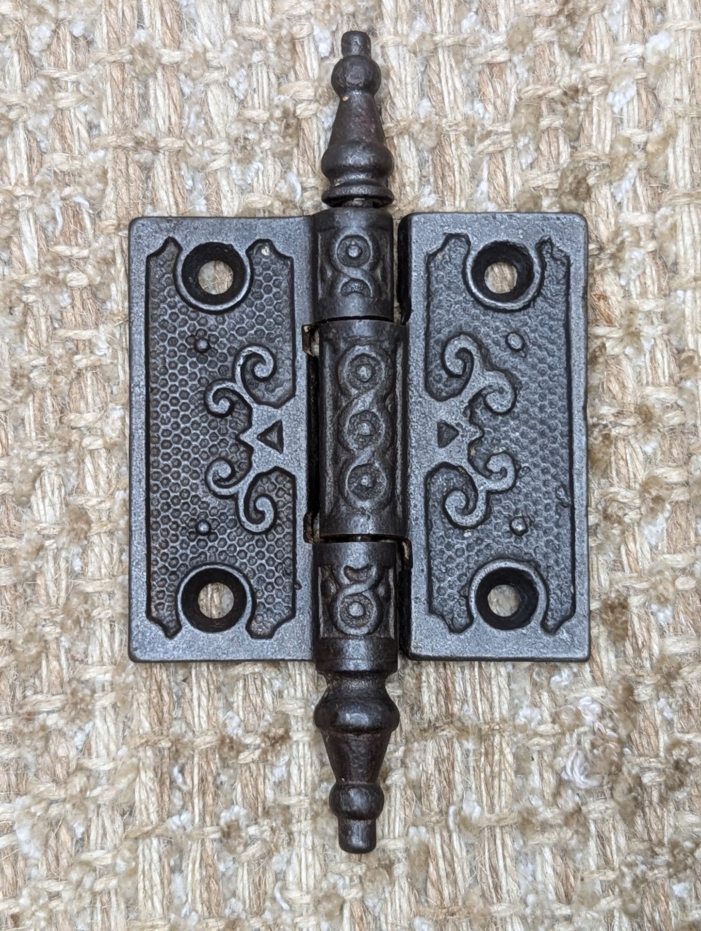2 1/2" x 2 1/2" Antique Decorative Cast Iron Steeple Tip Hinge