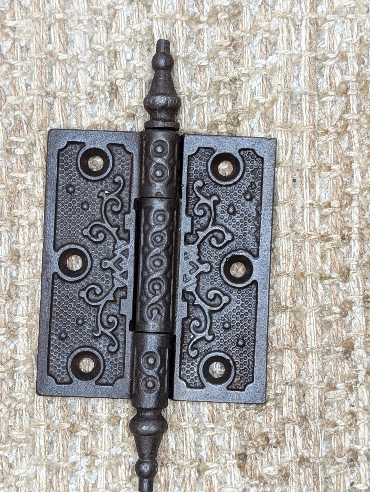 3" x 3 1/2" Antique Decorative Cast Iron Steeple Tip Hinge