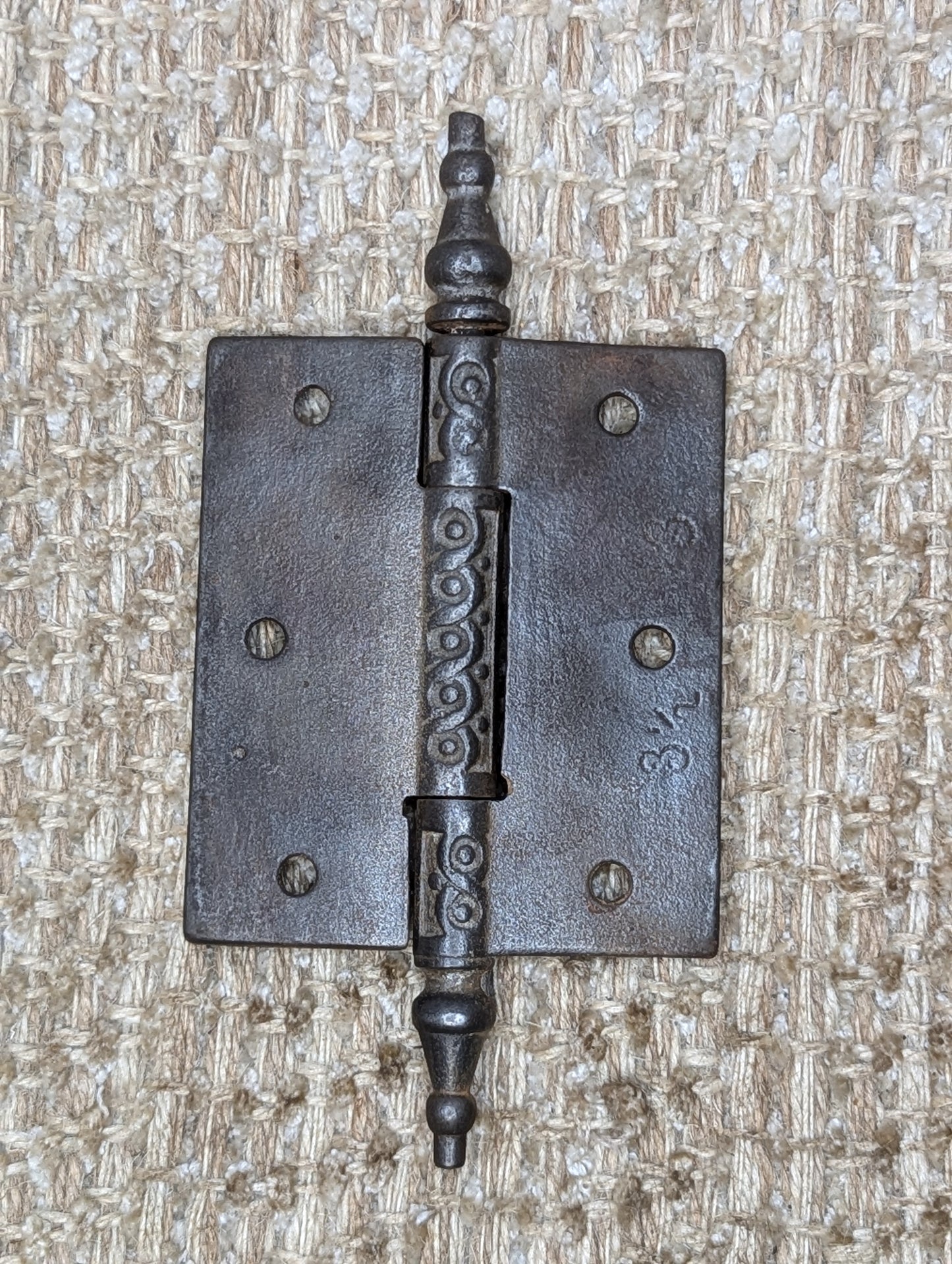 3" x 3 1/2" Antique Decorative Cast Iron Steeple Tip Hinge