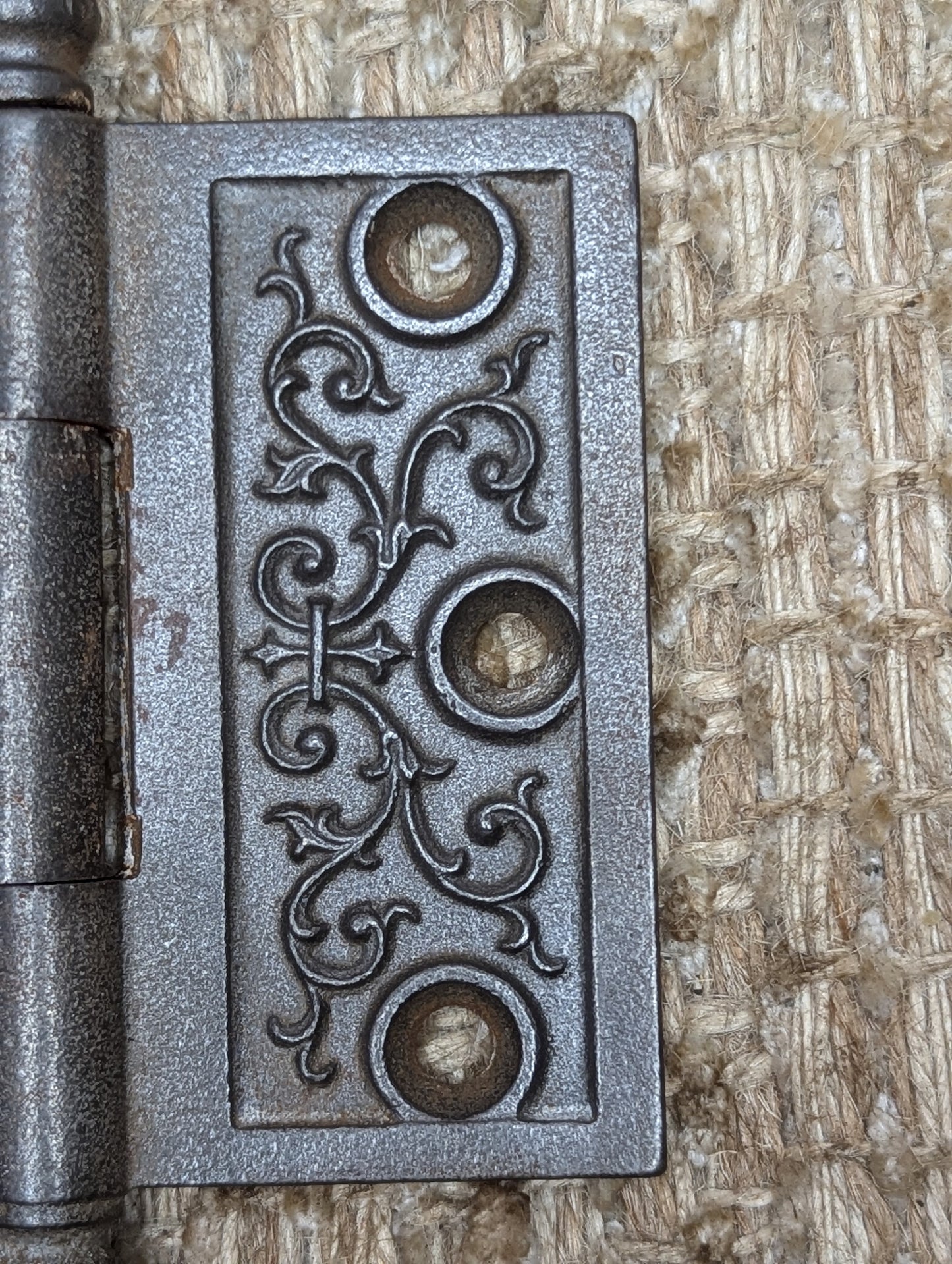 3 1/2" x 3" Antique Decorative Cast Iron Steeple Tip Hinge