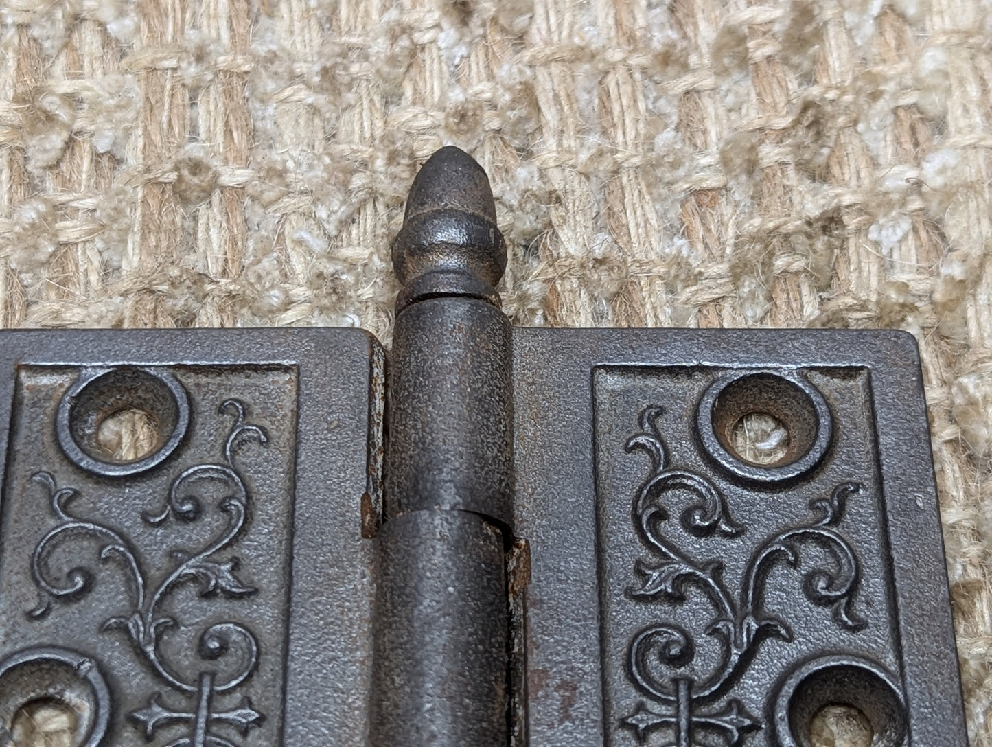 3 1/2" x 3" Antique Decorative Cast Iron Steeple Tip Hinge