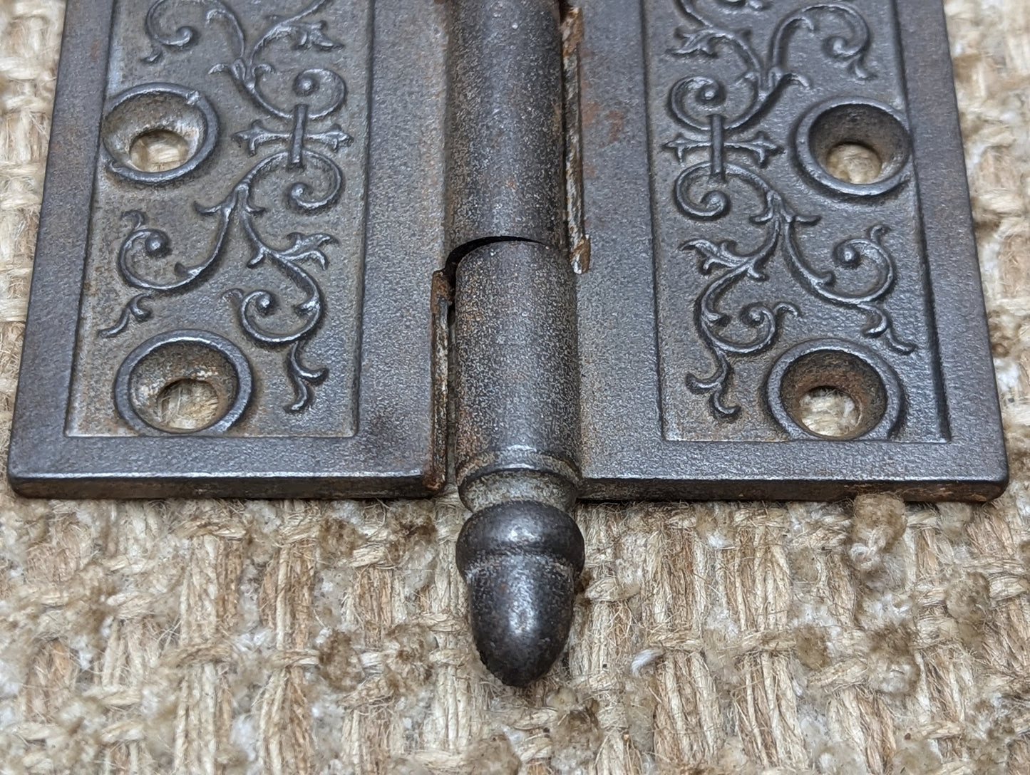 3 1/2" x 3" Antique Decorative Cast Iron Steeple Tip Hinge