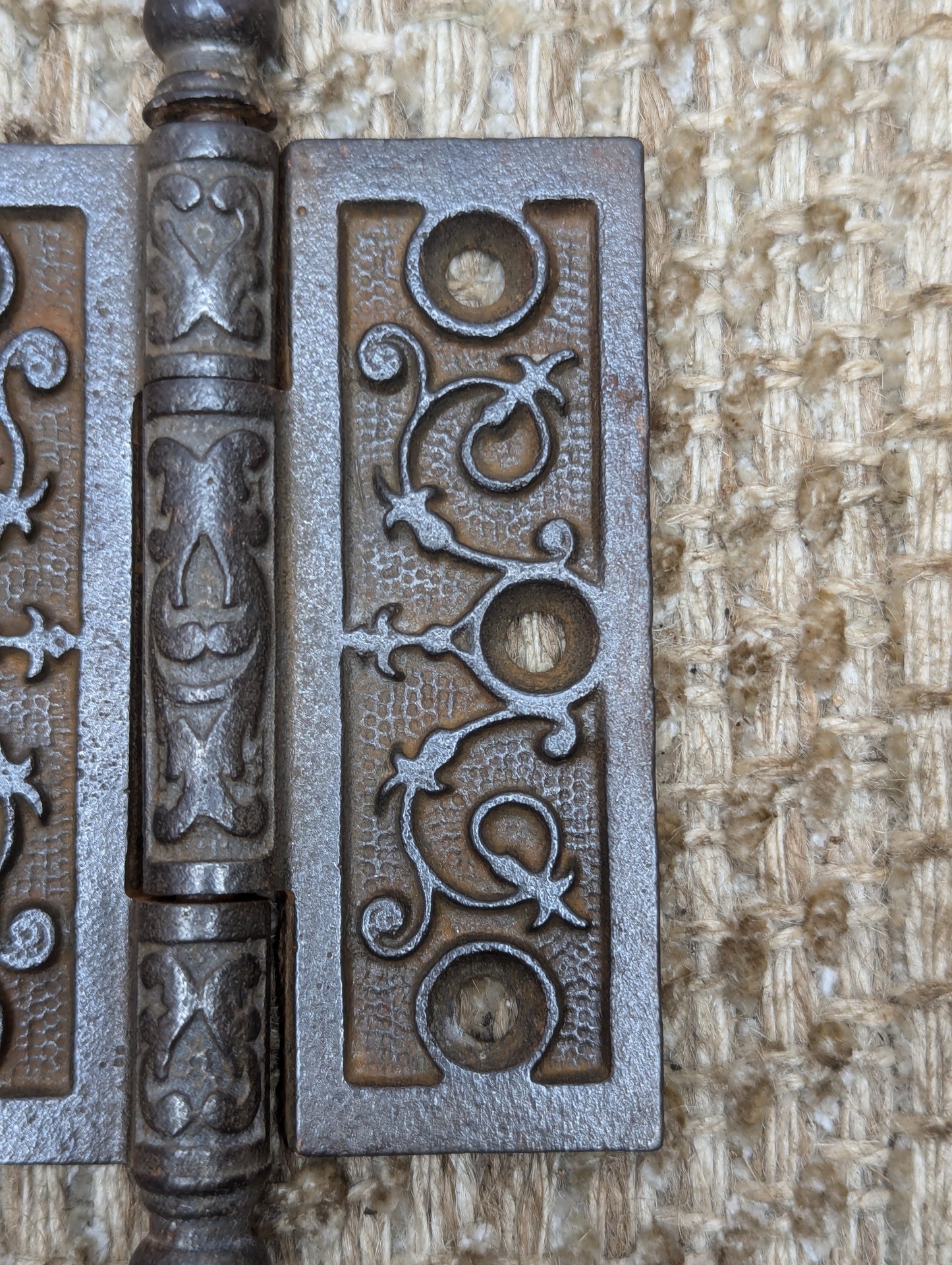 3" x 3 1/2" Antique Decorative Cast Iron Steeple Tip Hinge