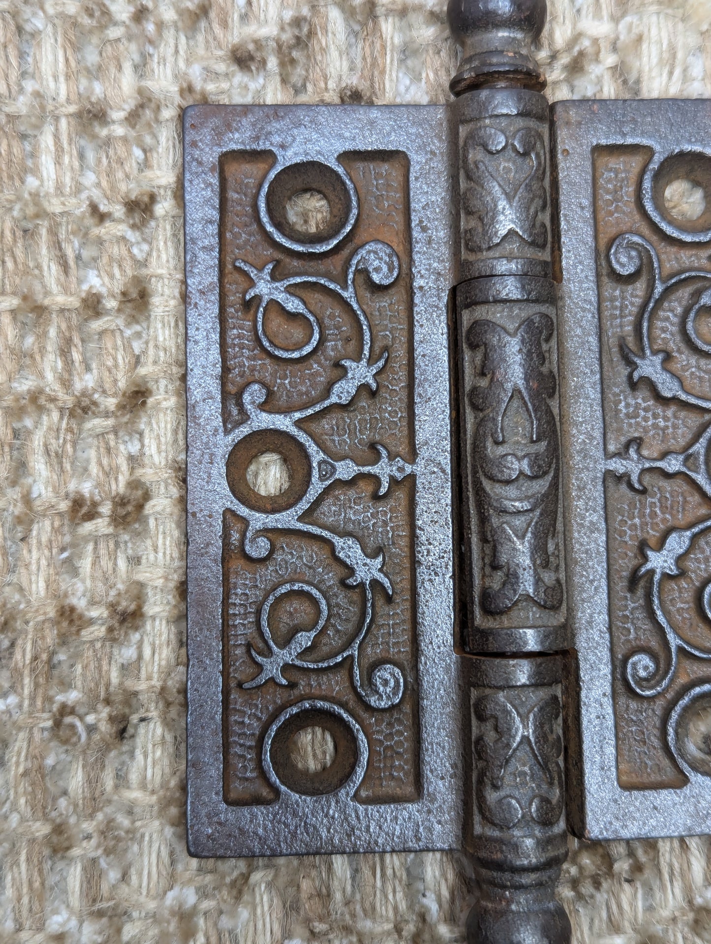3" x 3 1/2" Antique Decorative Cast Iron Steeple Tip Hinge