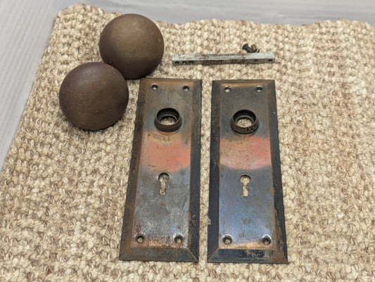 Antique Stamped Steel Door Knobs and Door Plates Set-Flashed Copper