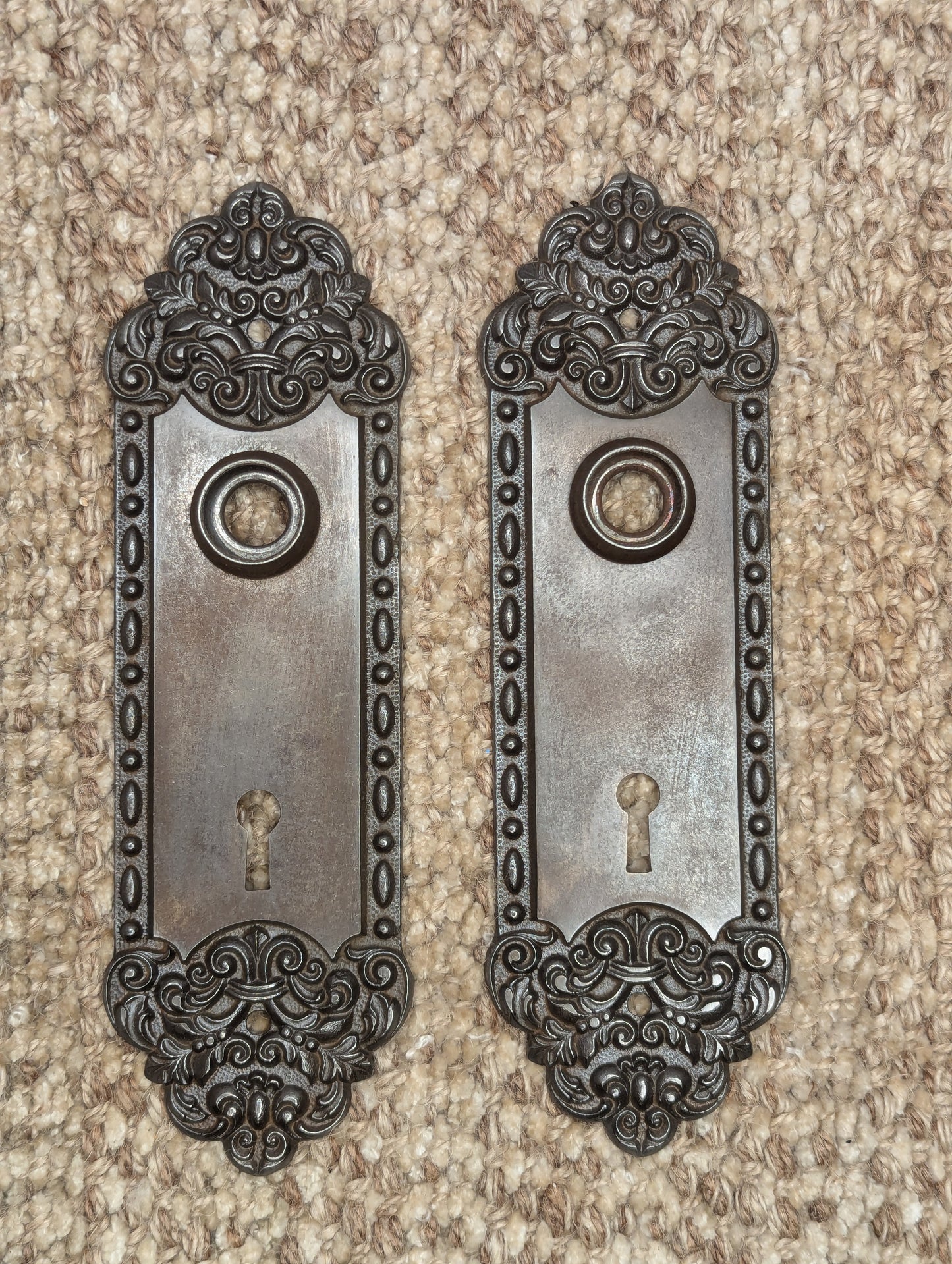 Antique Lockwood "Harwich" Cast Iron Door Knobs & Plates Set Circa 1897