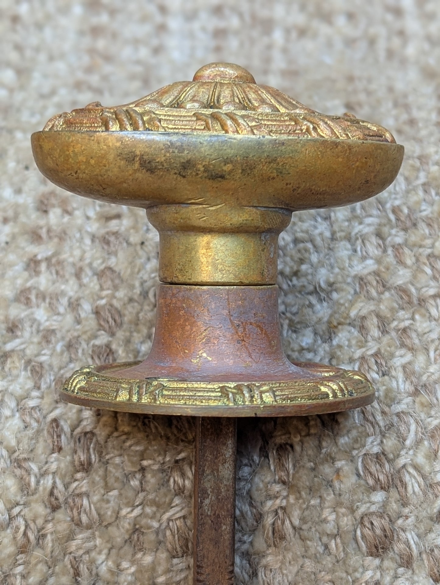 Antique Yale Cast Brass Oval Door Knob & Rosette Set Circa 1899