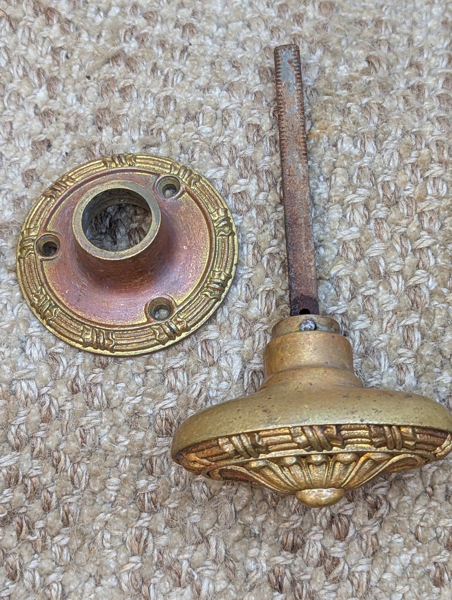 Antique Yale Cast Brass Oval Door Knob & Rosette Set Circa 1899