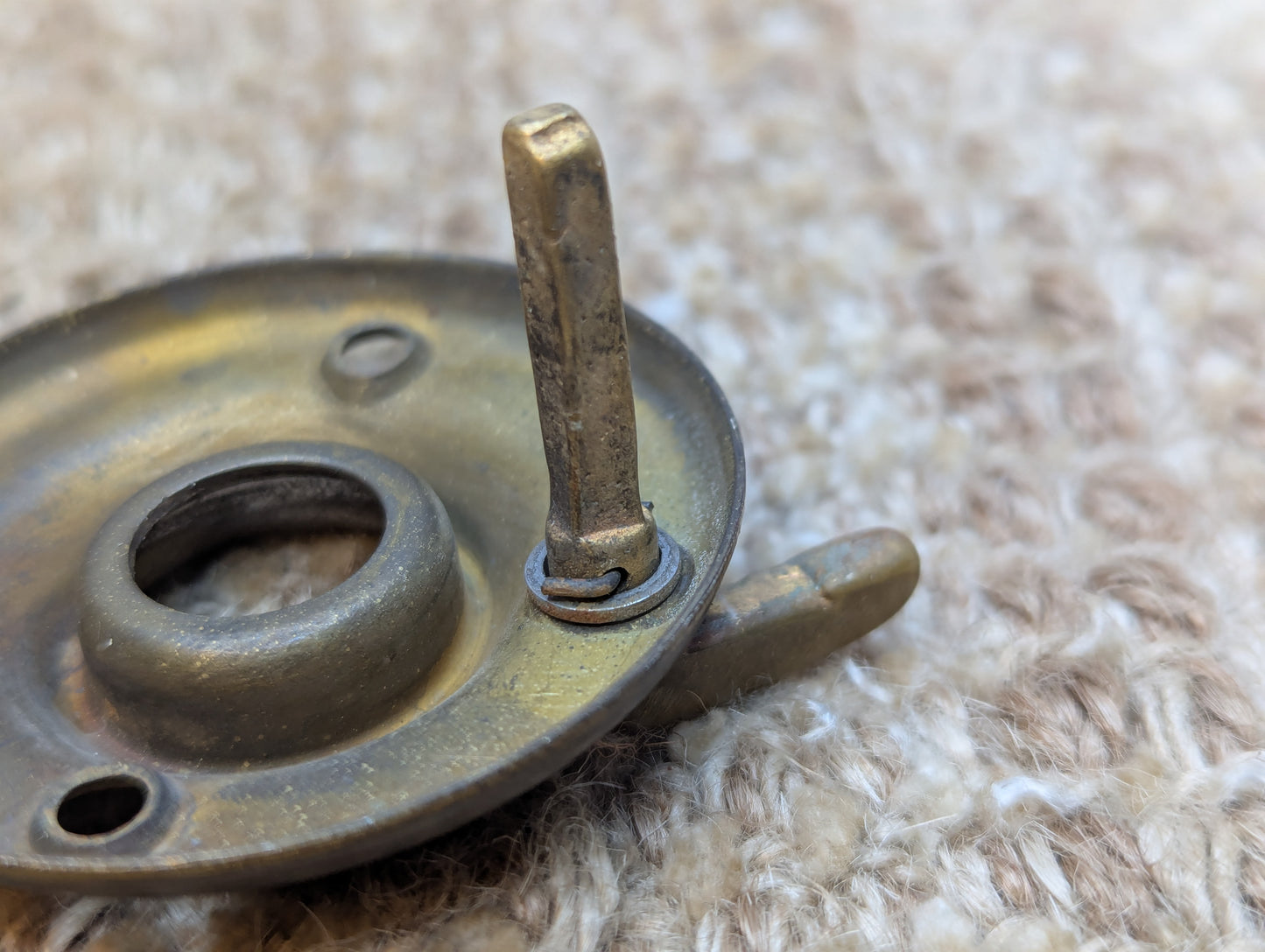 2" Antique Brass Plated Steel Rosette Escutcheon For Door Knob Door Hardware With Thumb Lock