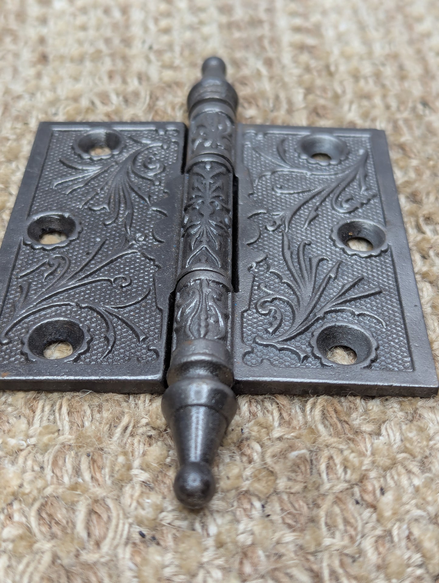 3 1/2" x 3 1/2" Antique Ornate Cast Iron Steeple Hinge