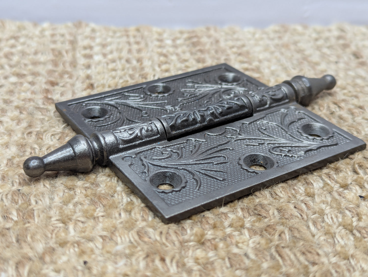 3 1/2" x 3 1/2" Antique Ornate Cast Iron Steeple Hinge