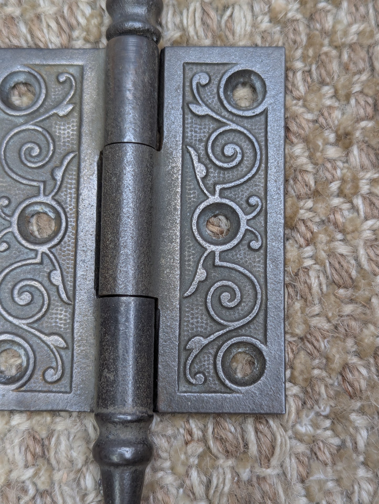 2 1/2" x 3" Antique Decorative Cast Iron Steeple Tip Hinge