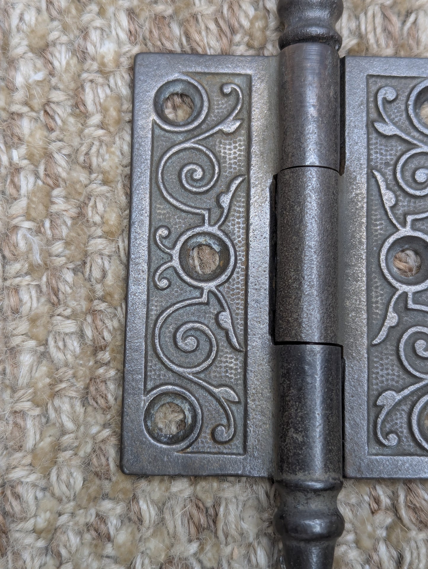 2 1/2" x 3" Antique Decorative Cast Iron Steeple Tip Hinge