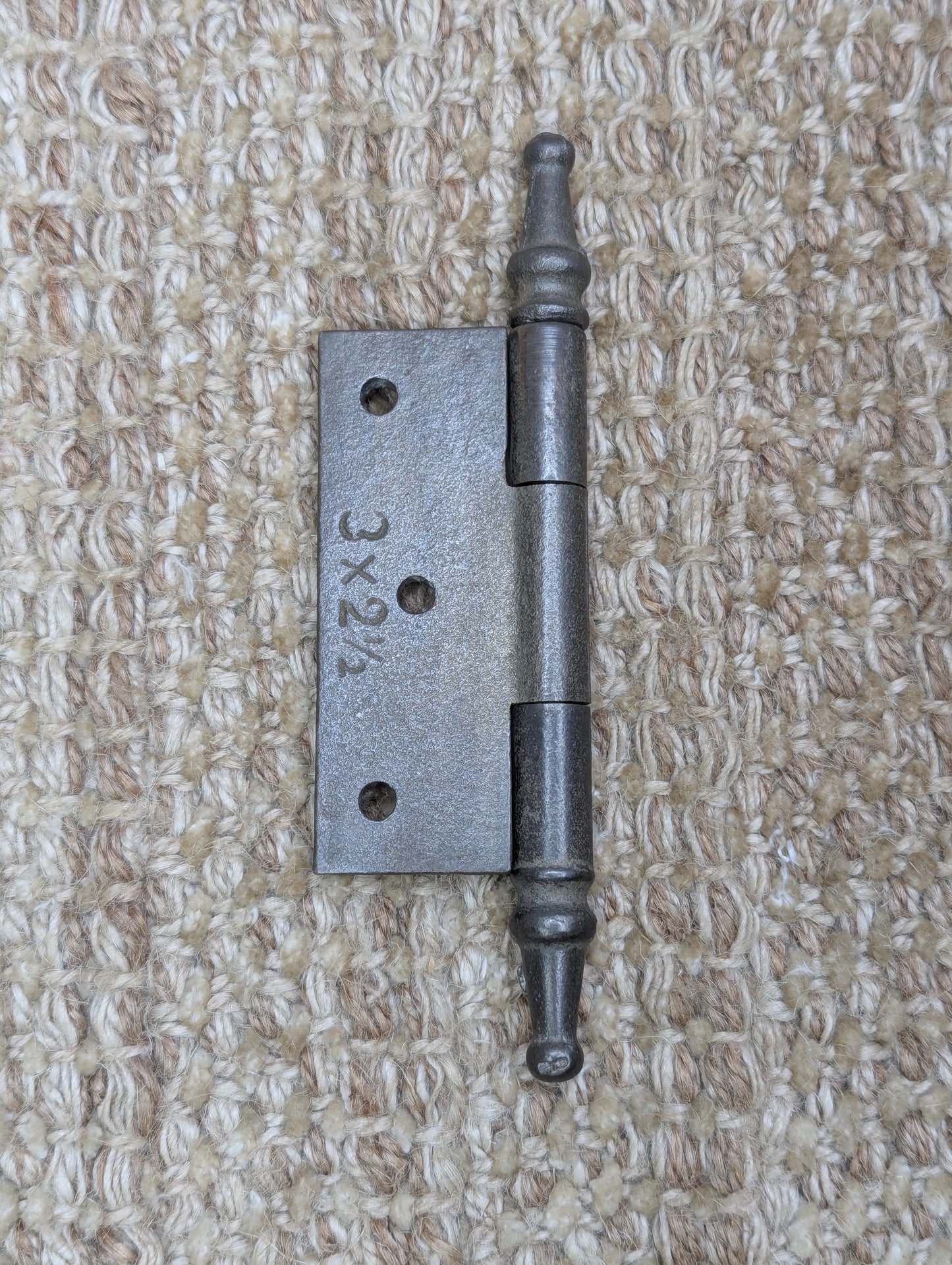 2 1/2" x 3" Antique Decorative Cast Iron Steeple Tip Hinge