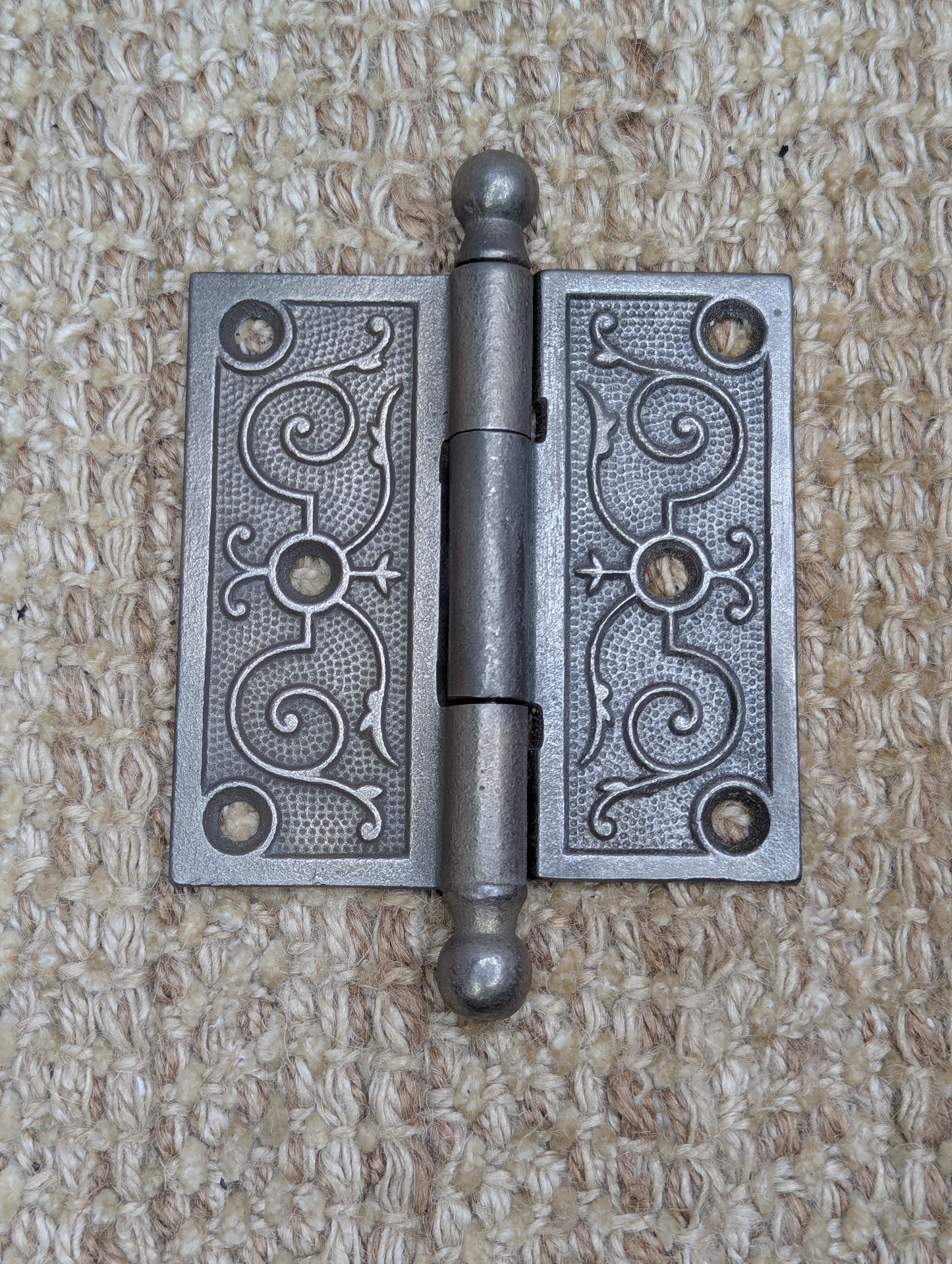 3 1/2" x 3 1/2" Antique Decorative Cast Iron Ball Tip Hinge