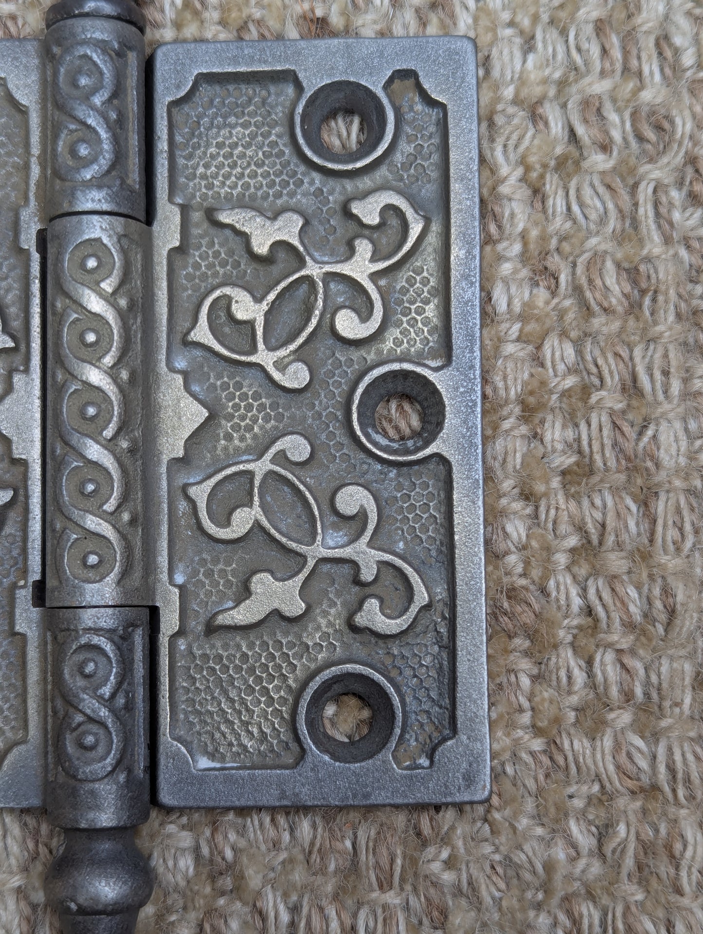 4" x 4" Antique Decorative Cast Iron Steeple Tip Hinge