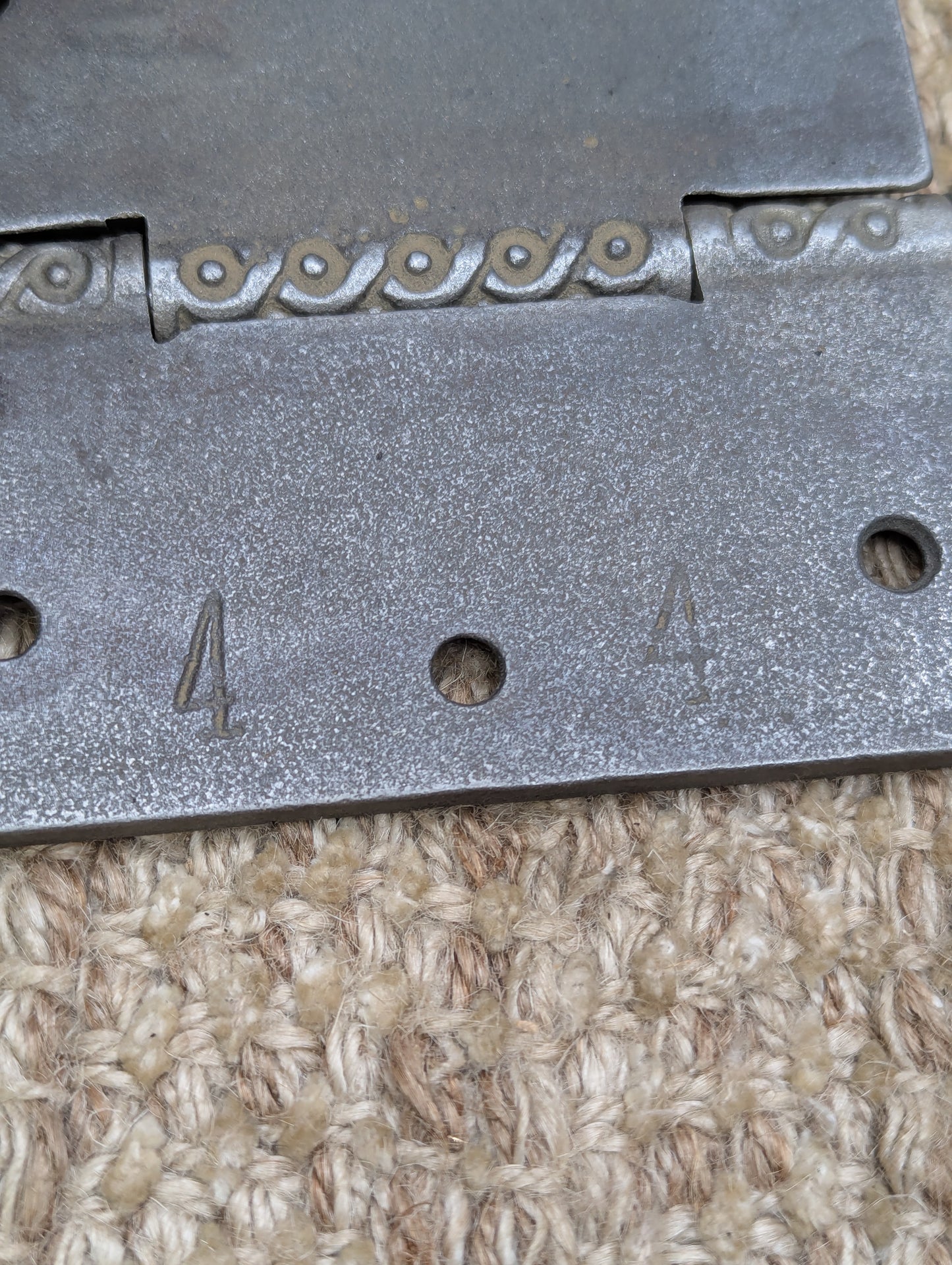 4" x 4" Antique Decorative Cast Iron Steeple Tip Hinge