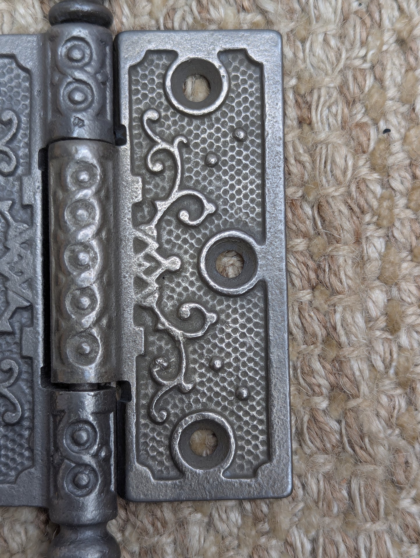 3" x 3 1/2" Antique Decorative Cast Iron Steeple Tip Hinge