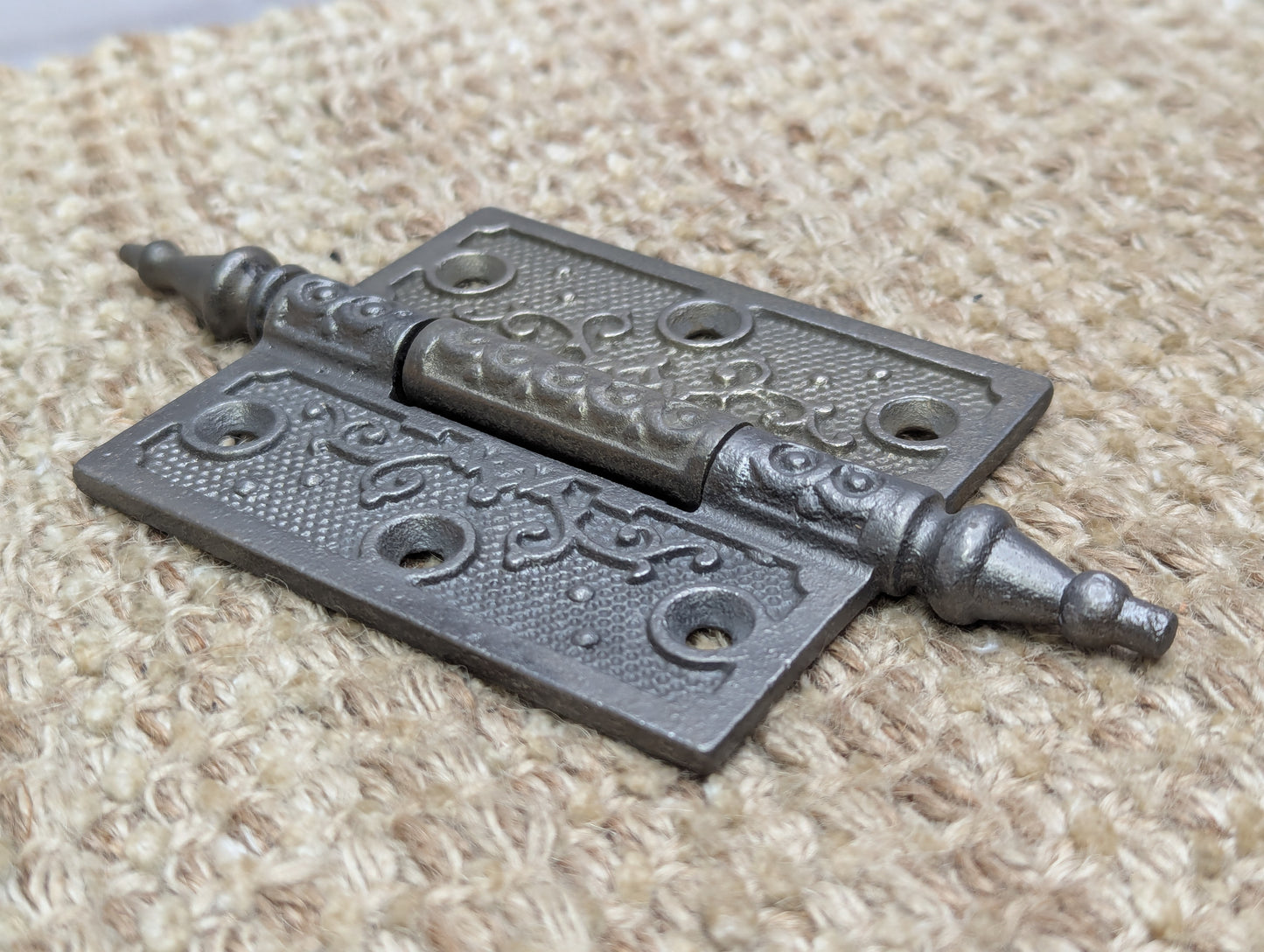 3" x 3 1/2" Antique Decorative Cast Iron Steeple Tip Hinge