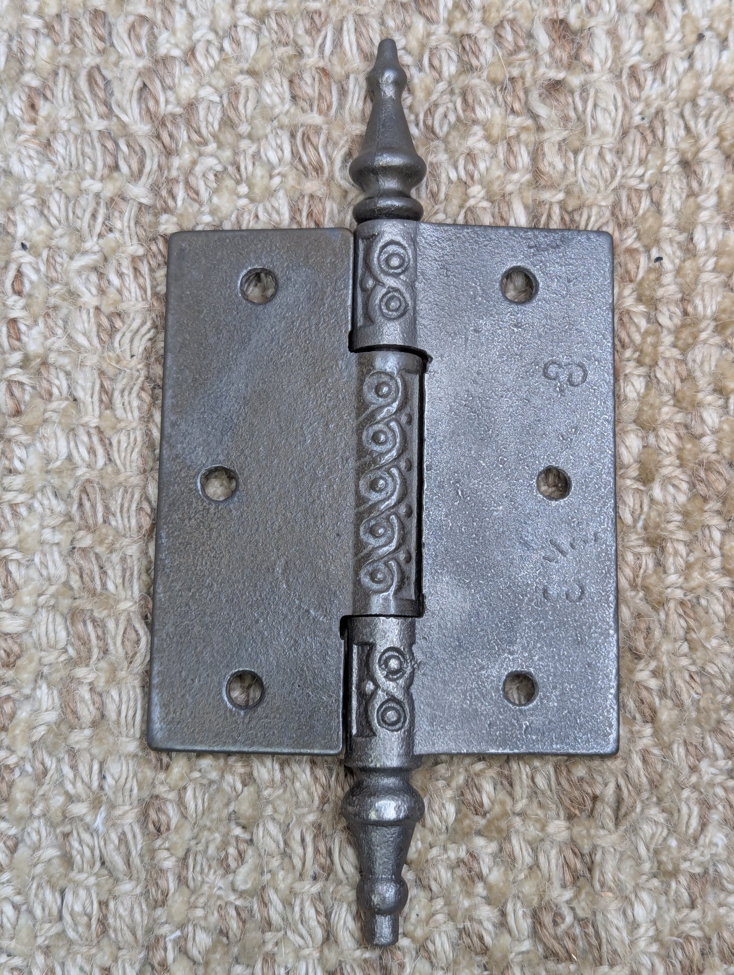 3" x 3 1/2" Antique Decorative Cast Iron Steeple Tip Hinge