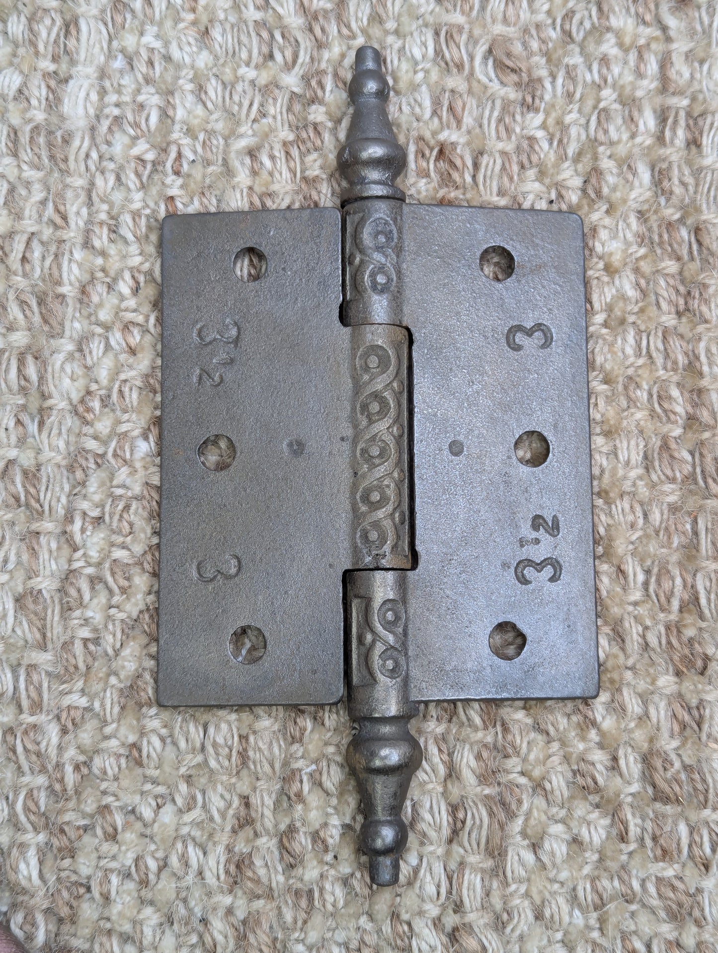 3" x 3 1/2" Antique Decorative Cast Iron Steeple Tip Hinge