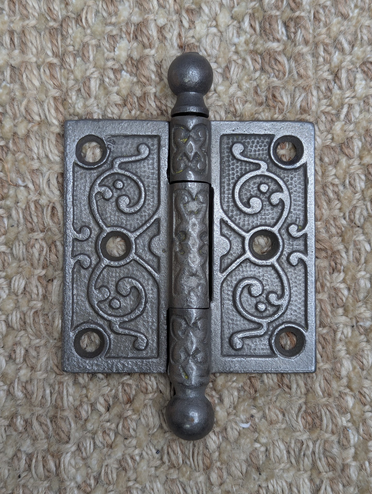 3" x 3" Antique Ornate Cast Iron Ball Tip Hinge