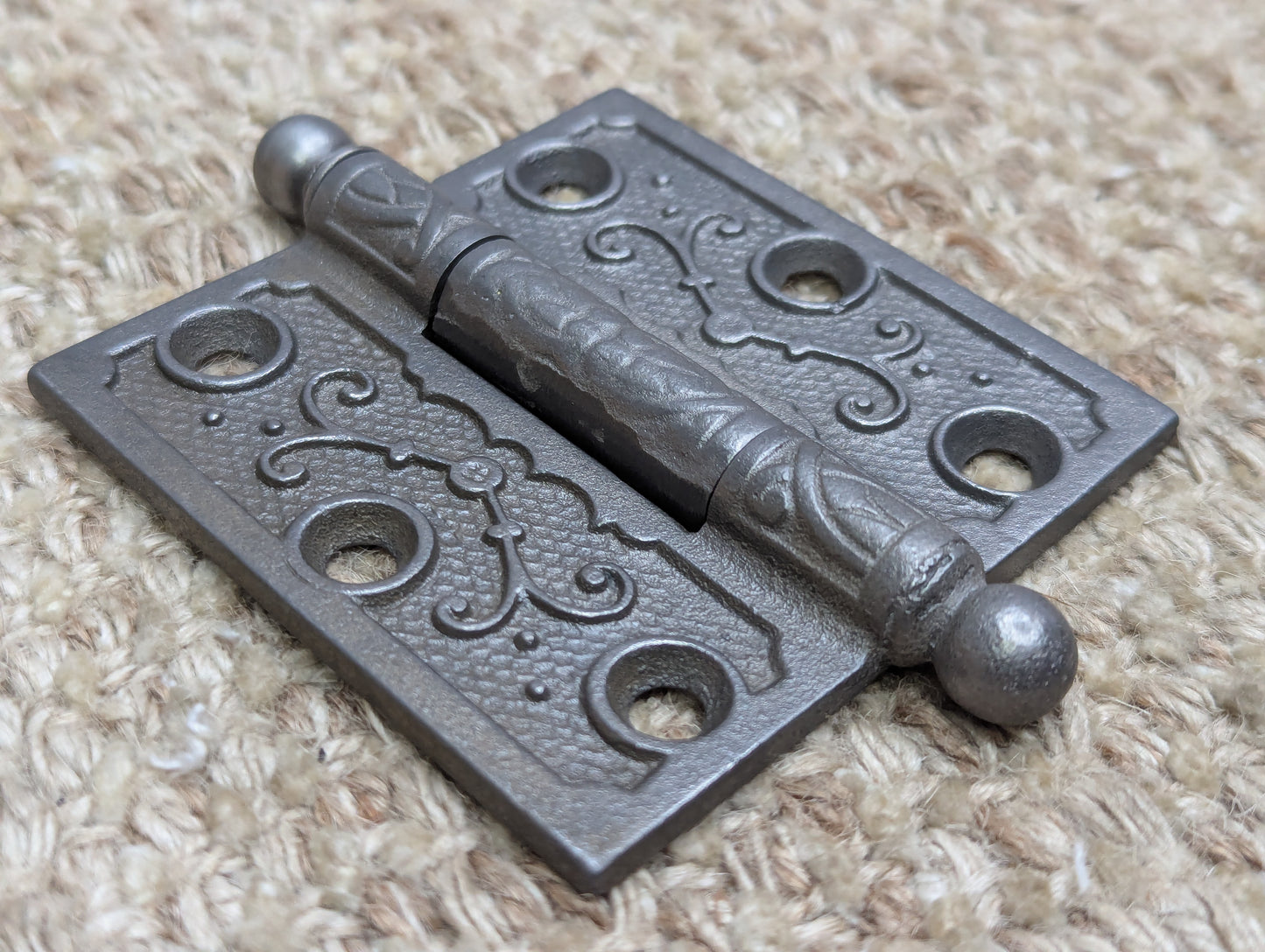 3" x 3" Antique Ornate Cast Iron Ball Tip Hinge