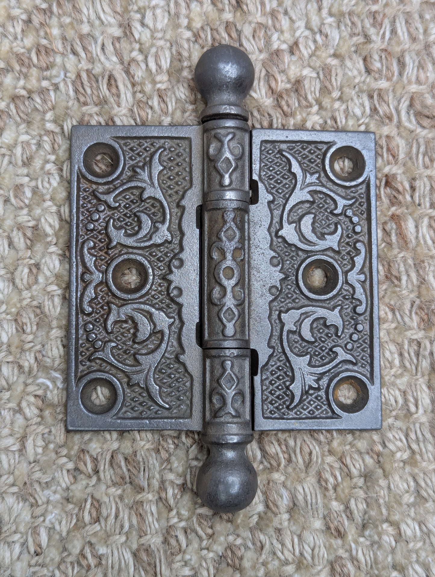3" x 3" Antique Ornate Cast Iron Ball Tip Hinge