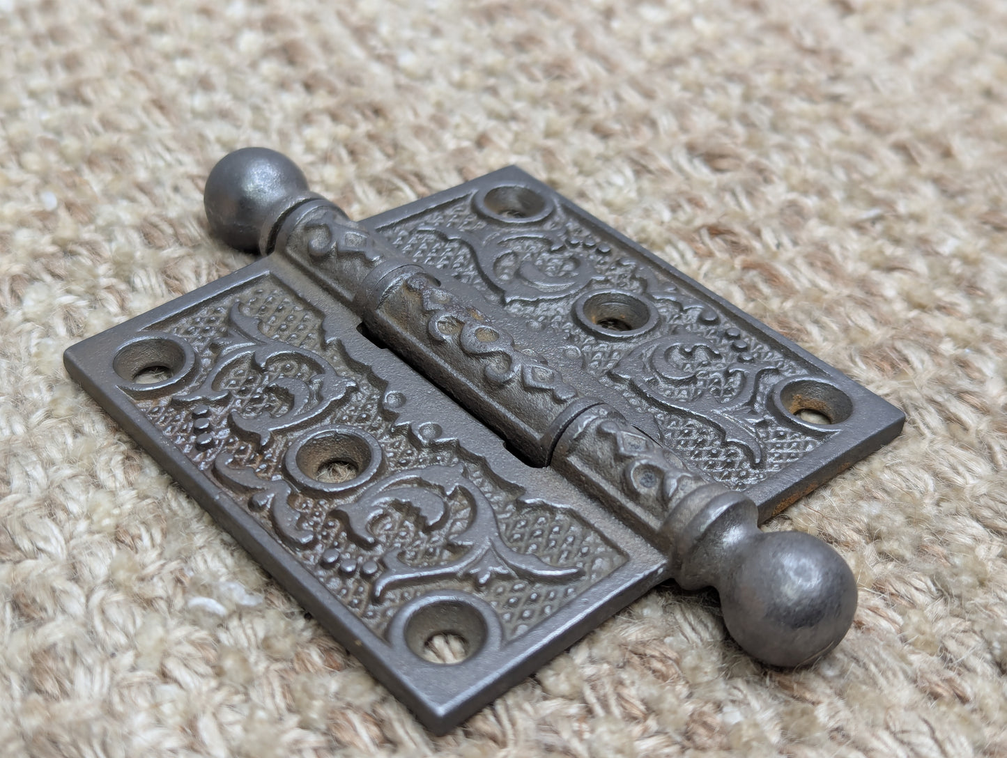 3" x 3" Antique Ornate Cast Iron Ball Tip Hinge