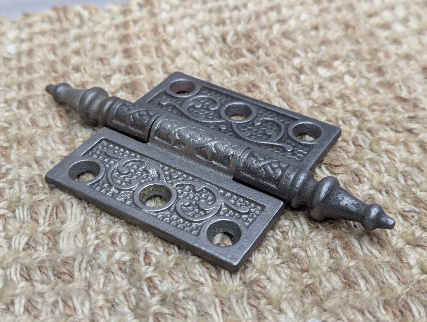 2 1/2" x 2 1/2" Antique Ornate Cast Iron Steeple Hinge