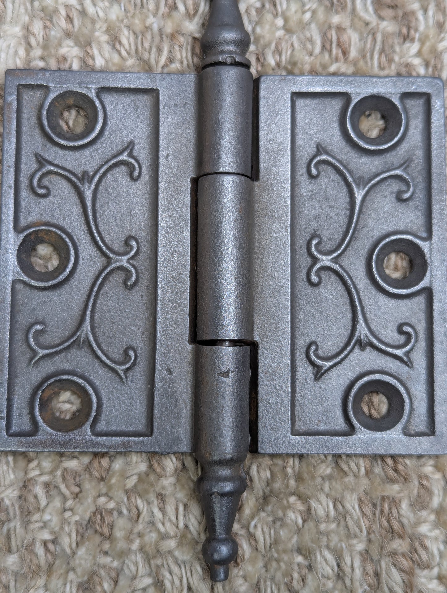3 1/2" x 3" Antique Decorative Cast Iron Steeple Tip Hinge