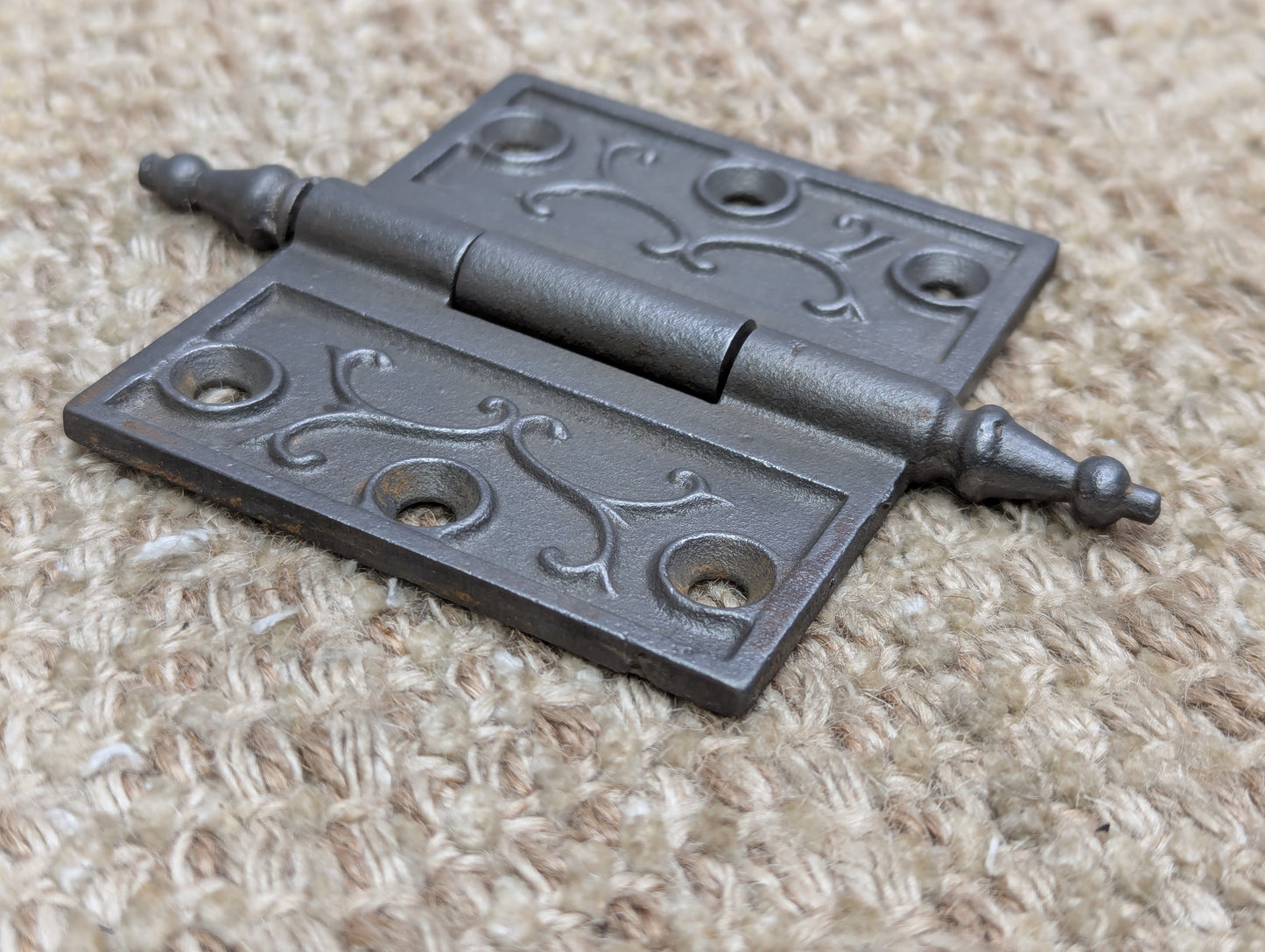 3 1/2" x 3" Antique Decorative Cast Iron Steeple Tip Hinge