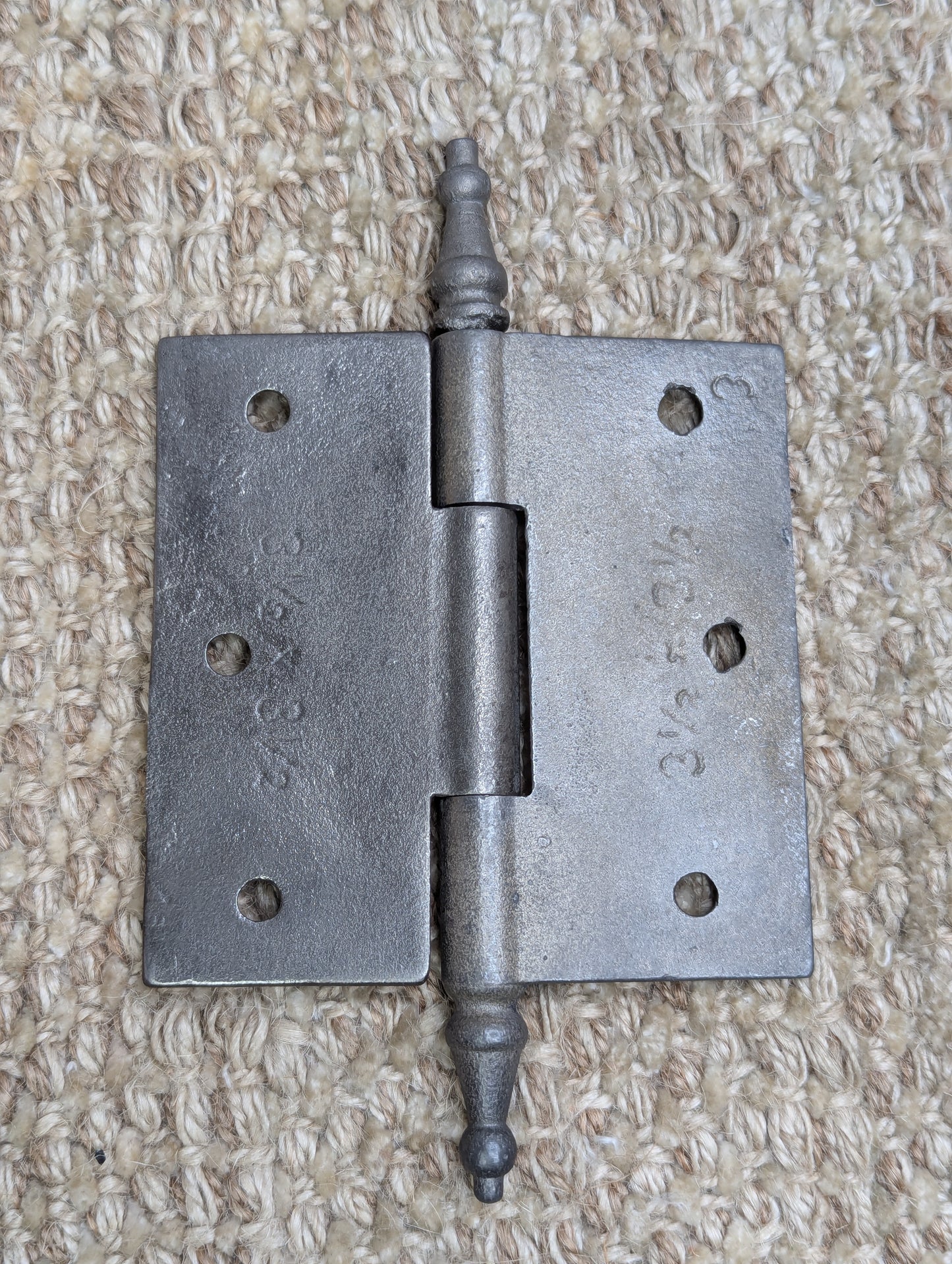 3 1/2" x 3 1/2" Antique Ornate Cast Iron Steeple Hinge
