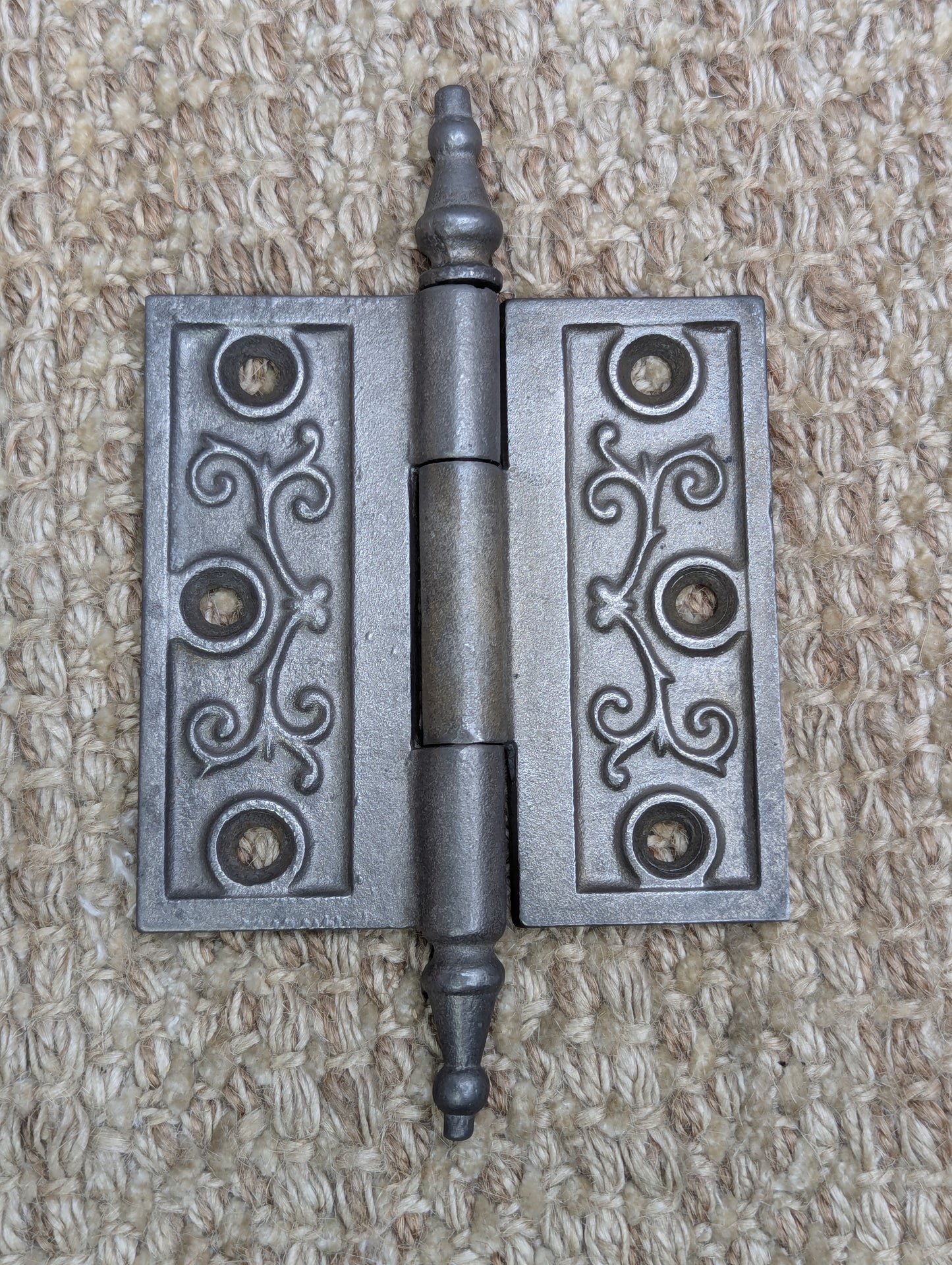 3 1/2" x 3 1/2" Antique Ornate Cast Iron Steeple Hinge
