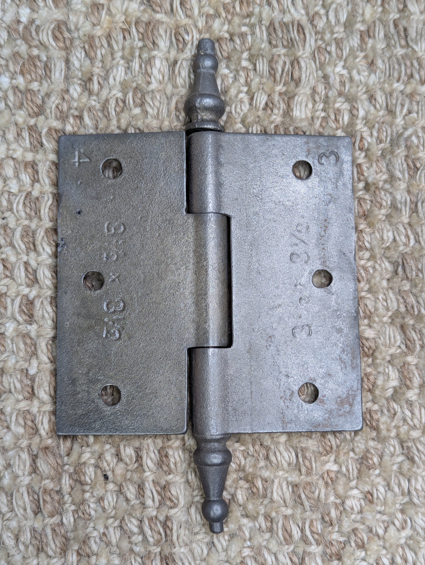 3 1/2" x 3 1/2" Antique Ornate Cast Iron Steeple Hinge
