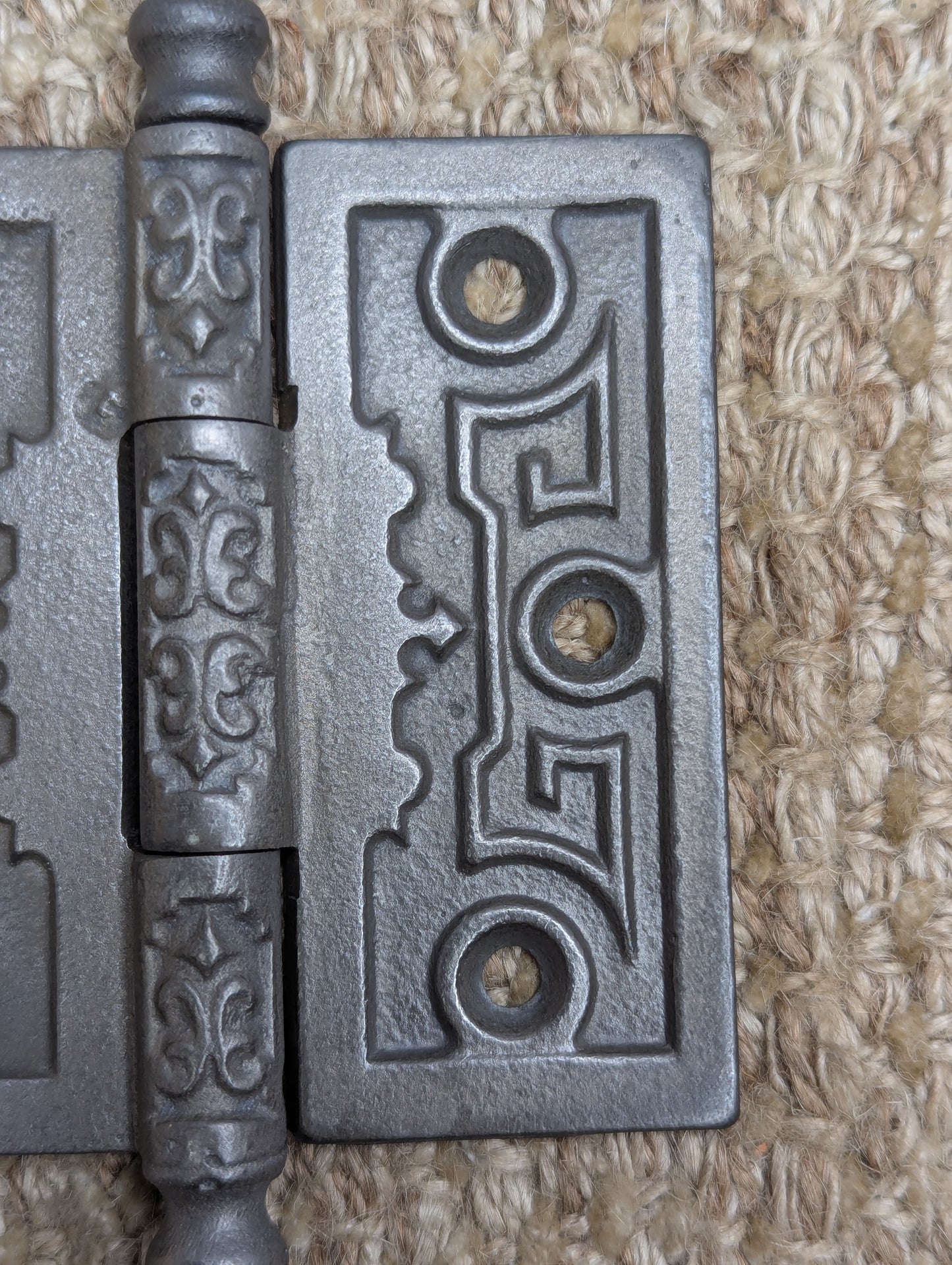 3 1/2" x 3 1/2" Antique Ornate Cast Iron Steeple Tip Hinge Door Hardware