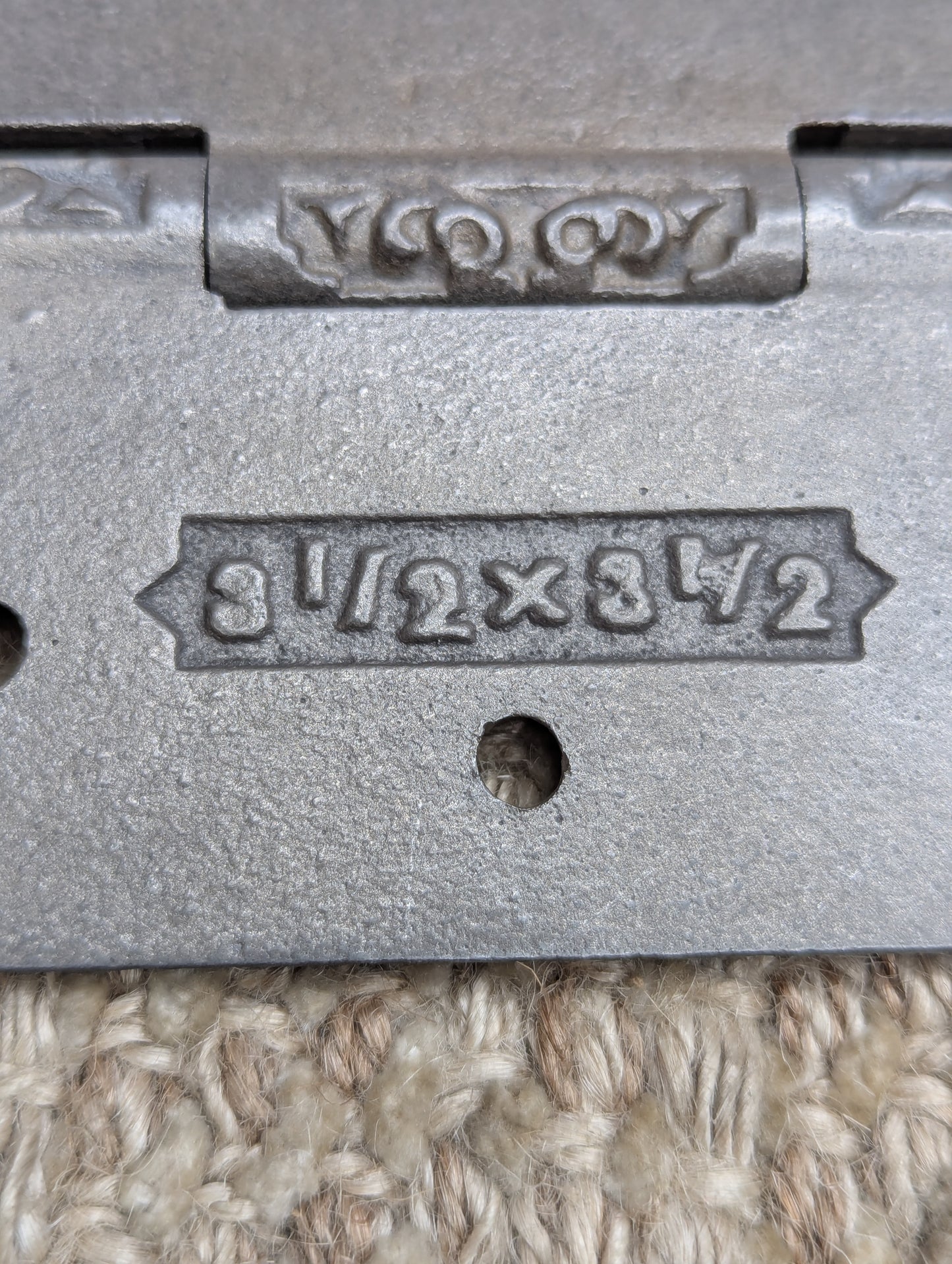 3 1/2" x 3 1/2" Antique Ornate Cast Iron Steeple Tip Hinge Door Hardware