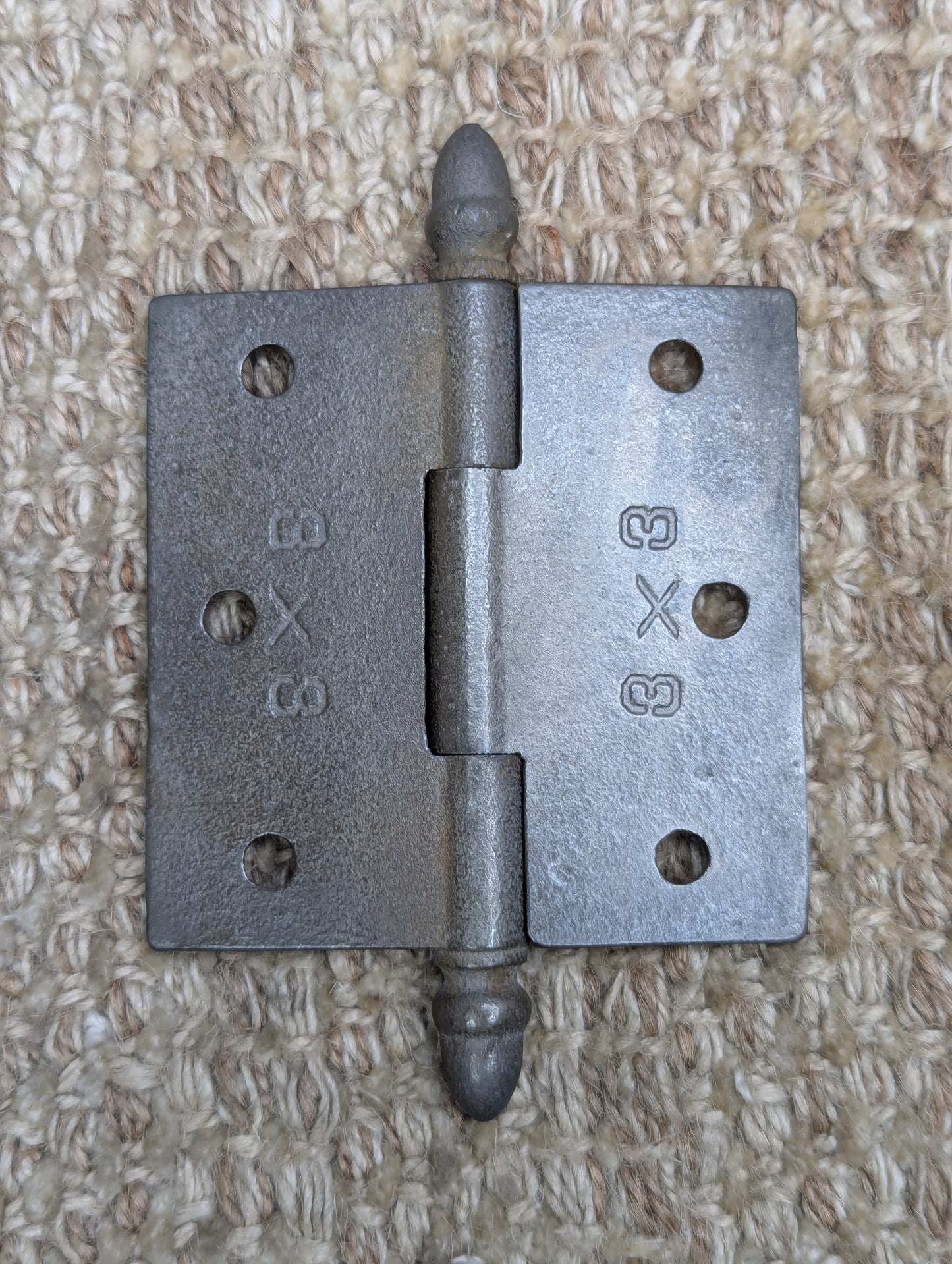 3" x 3" Antique Decorative Cast Iron Acorn Tip Hinge