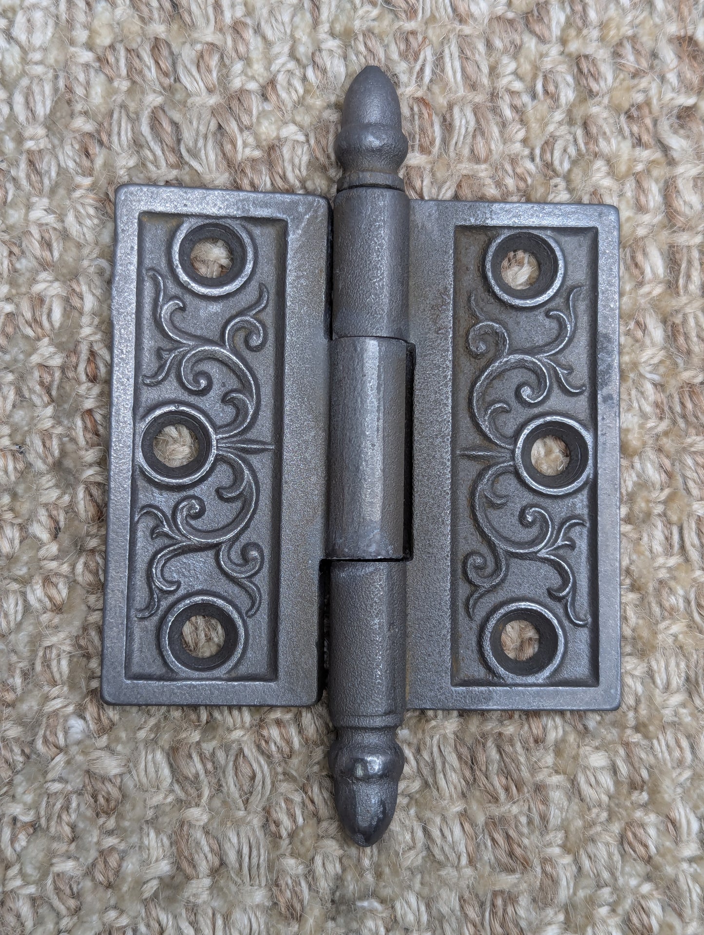 3" x 3" Antique Decorative Cast Iron Acorn Tip Hinge