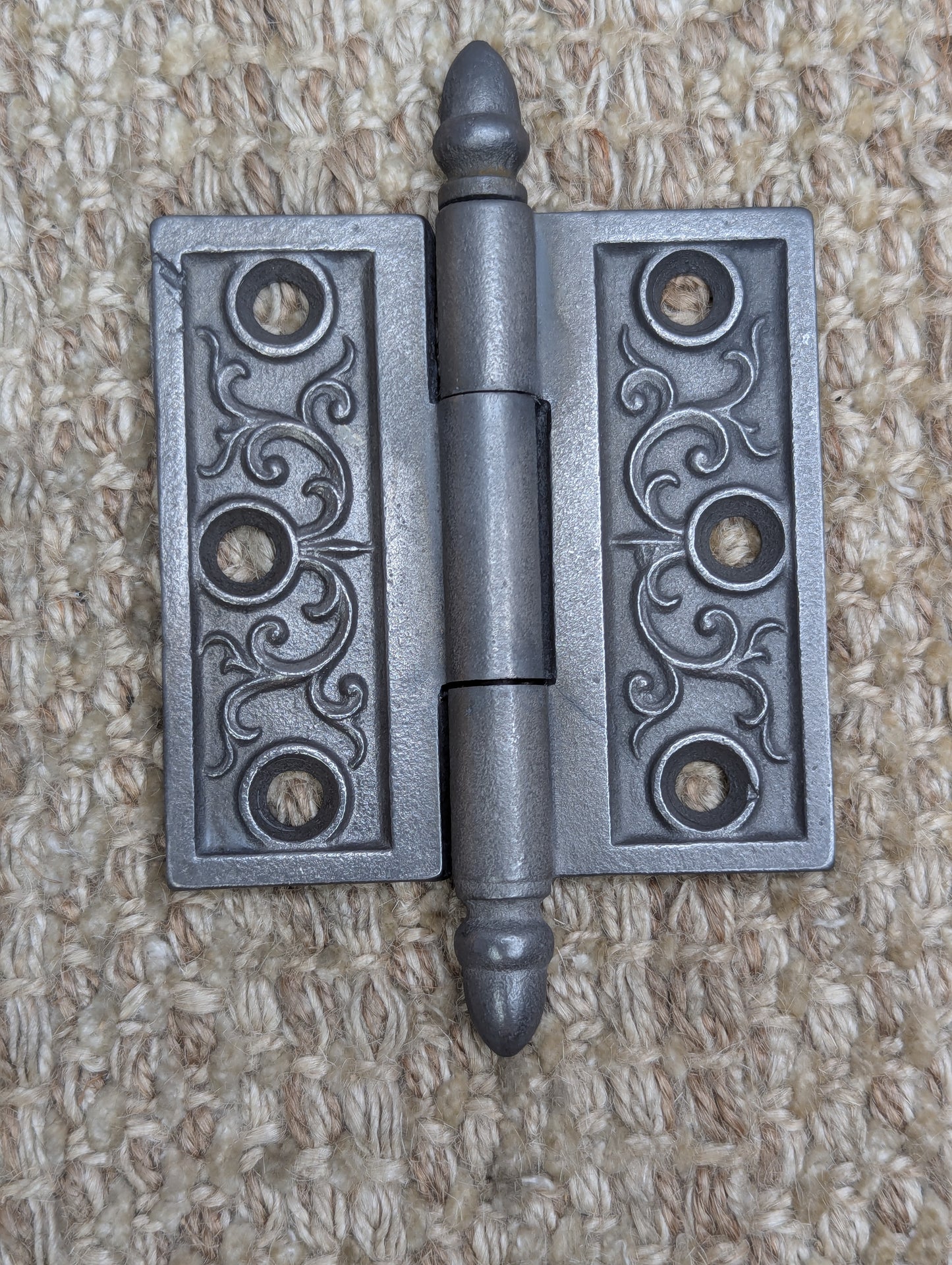 3" x 3" Antique Decorative Cast Iron Acorn Tip Hinge