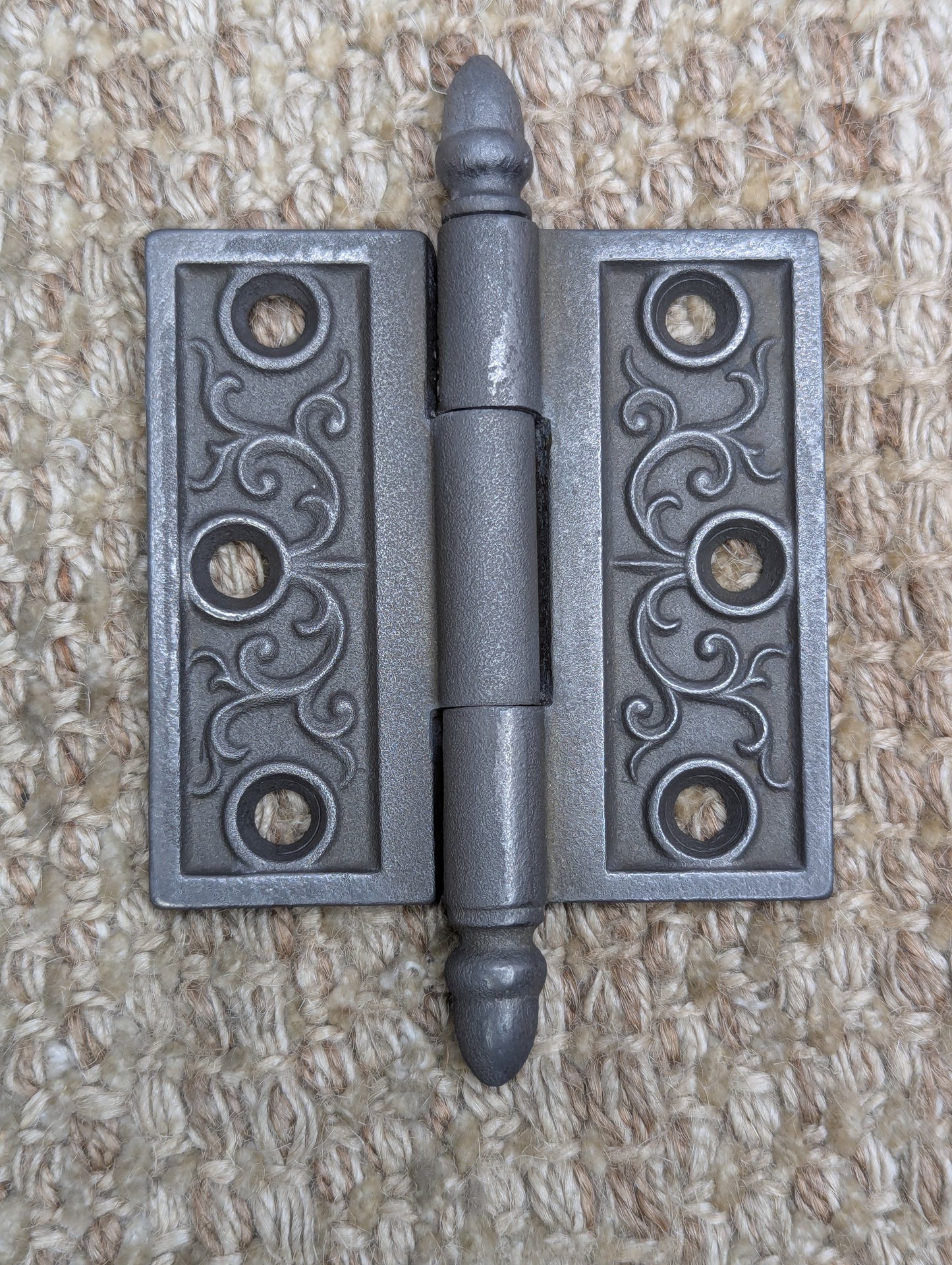 3" x 3" Antique Decorative Cast Iron Acorn Tip Hinge