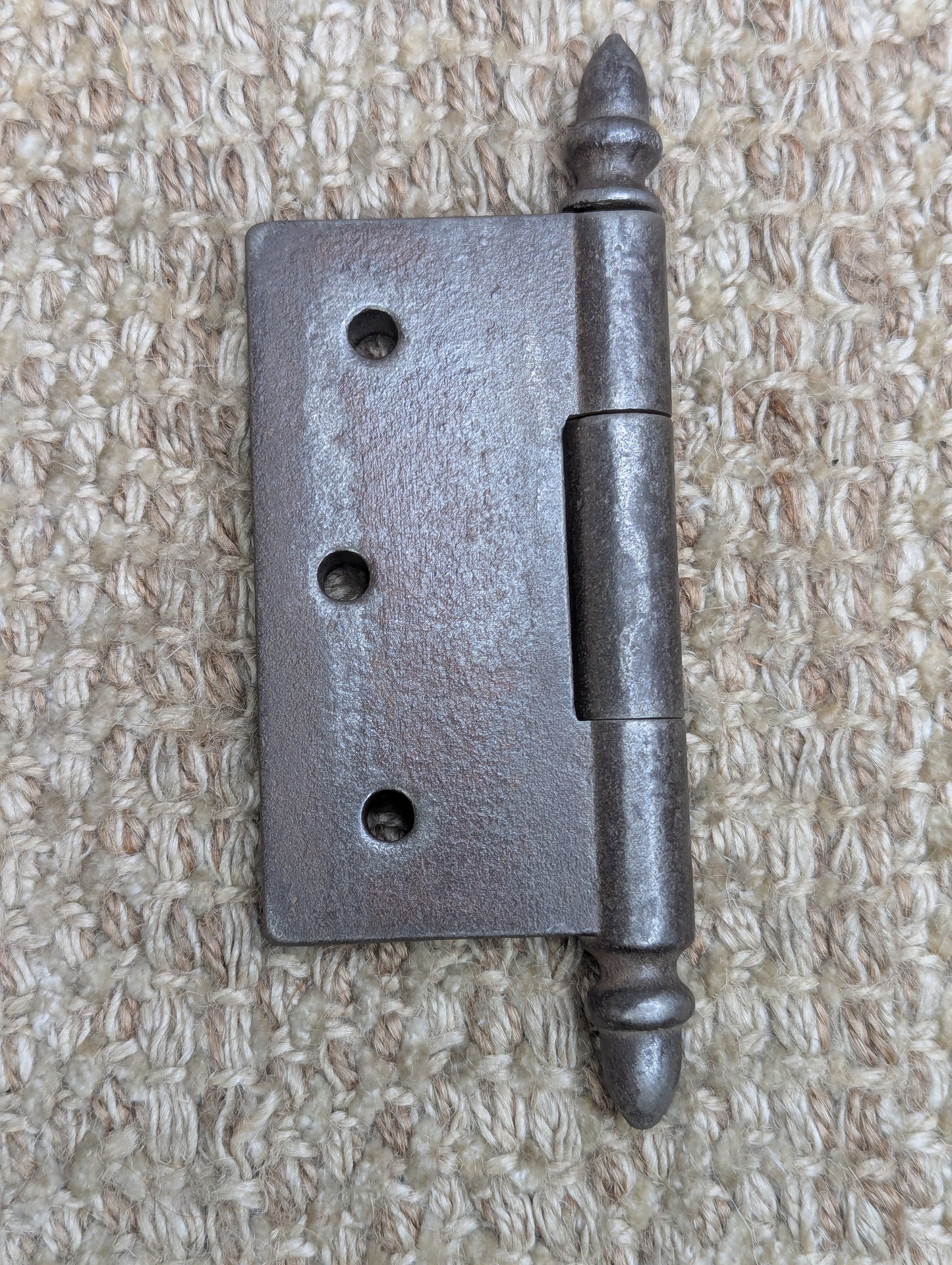 3 1/2" x 3 1/2" Antique Decorative Cast Iron Acorn Tip Hinge