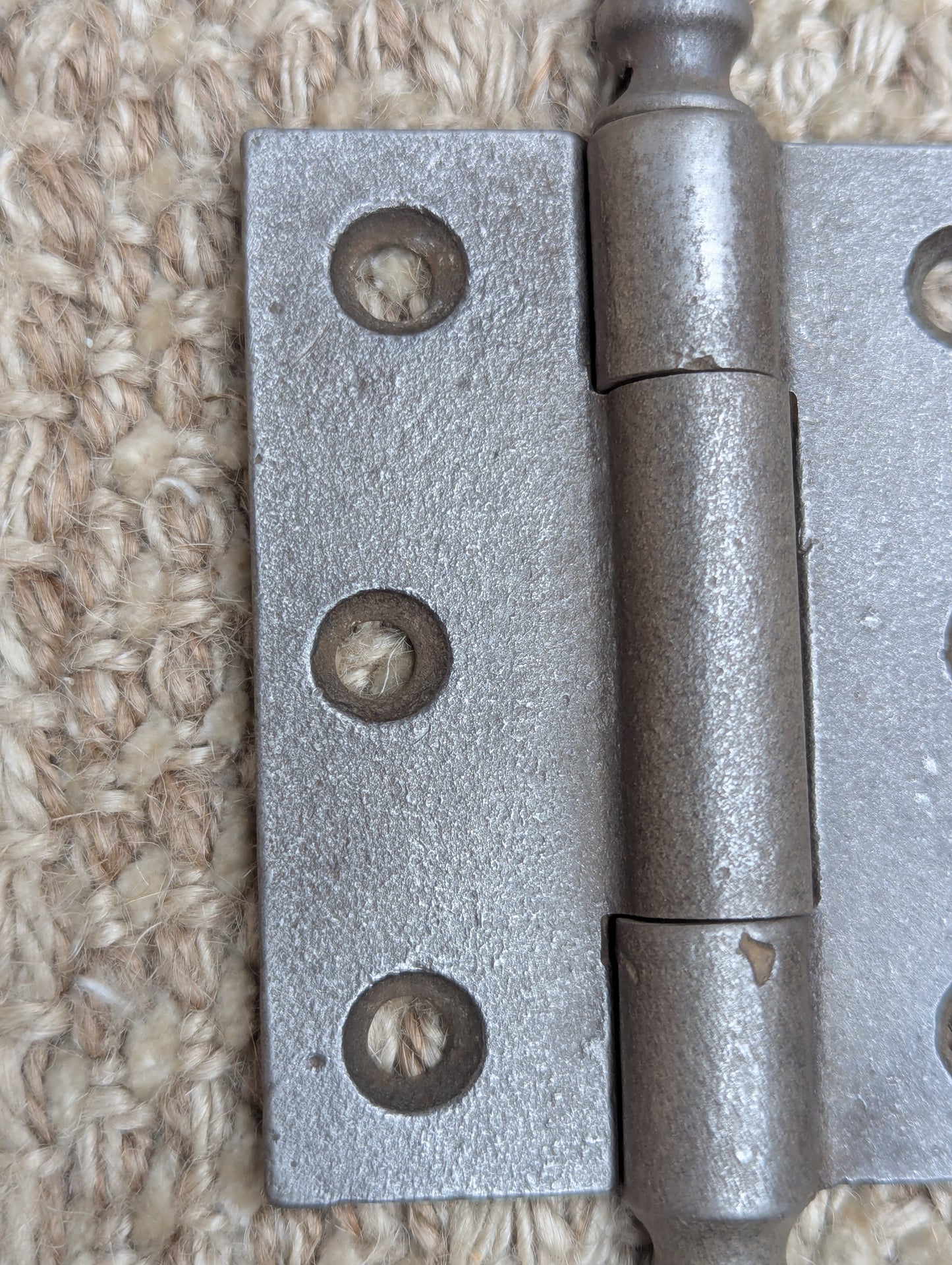 2 1/2" x 3" Antique Decorative Cast Iron Acorn Tip Hinge