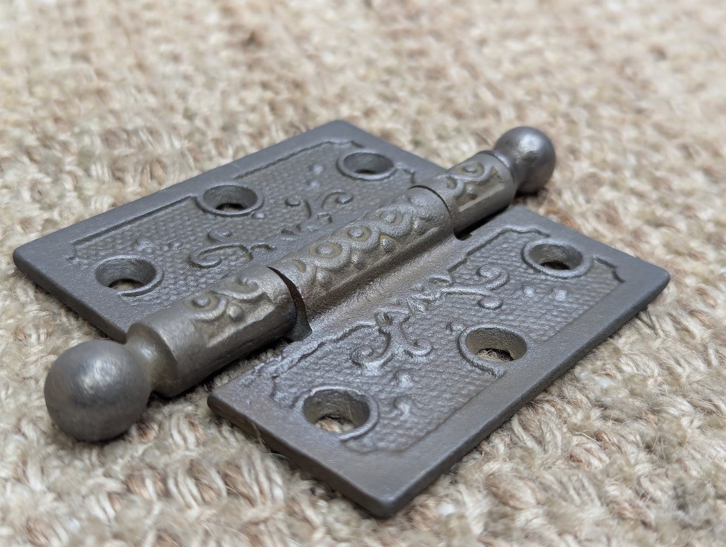 3" x 3" Antique Decorative Cast Iron Ball Tip Hinge
