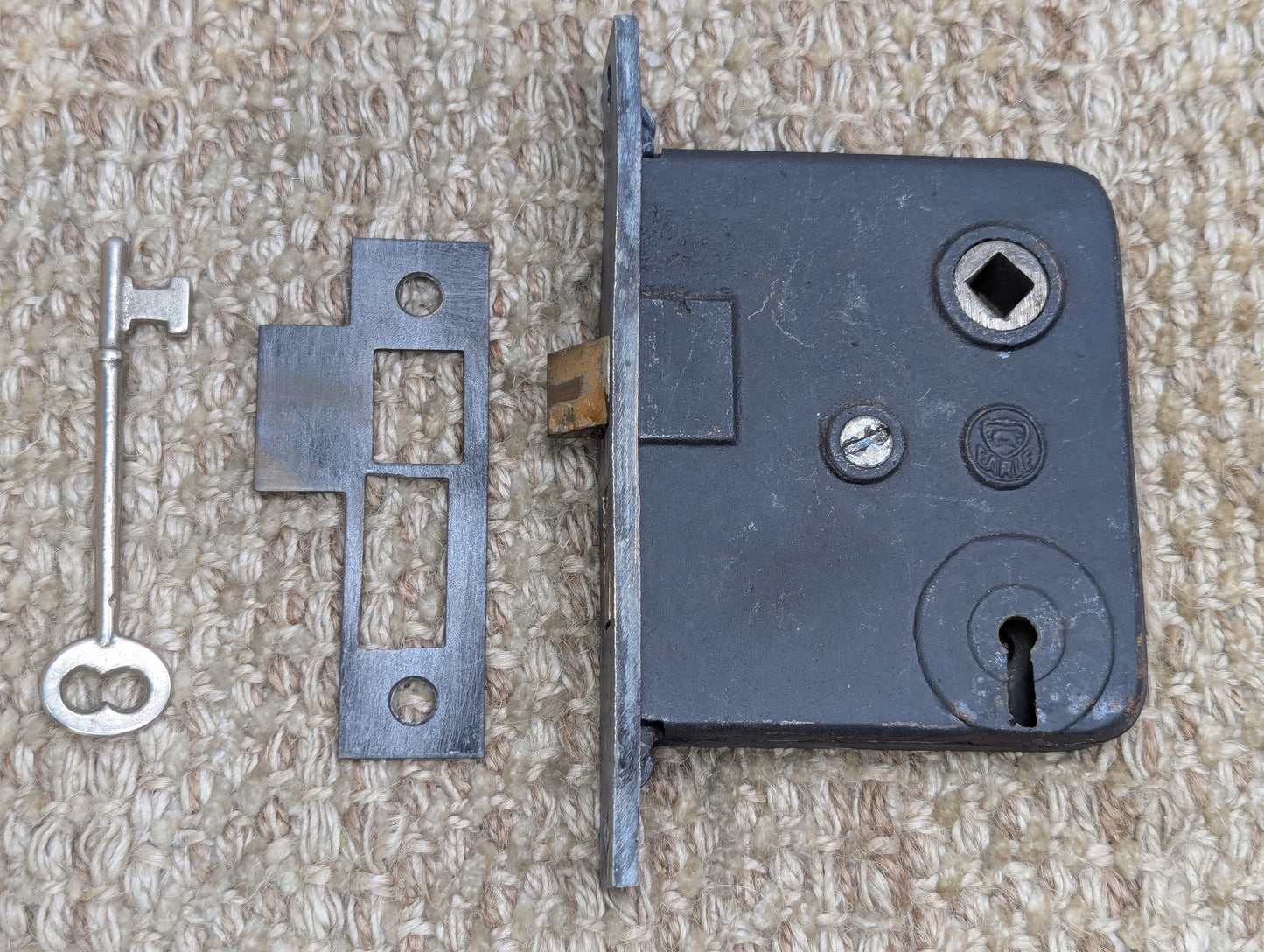 Antique Earle Interior Mortise Lock #400 Door Hardware With Key & Strike Plate