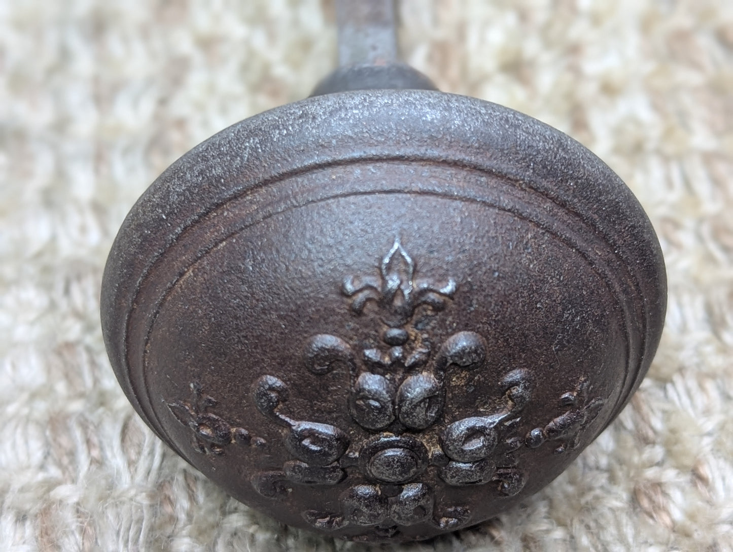 Antique Russell & Erwin Brunswick Decorative Cast Iron Door Knobs Circa 1897
