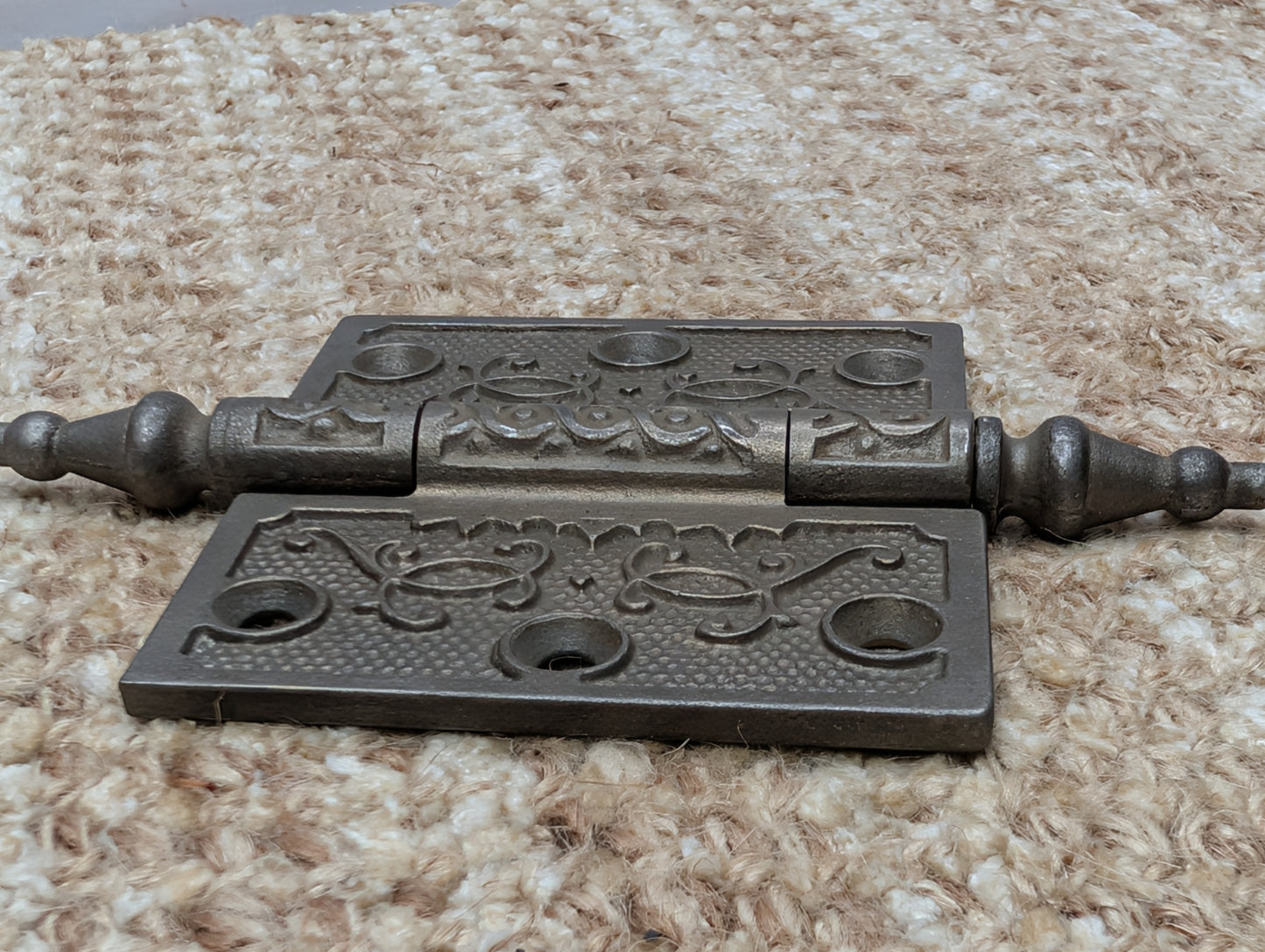 3 1/2" x 3" Antique Decorative Cast Iron Steeple Tip Hinge