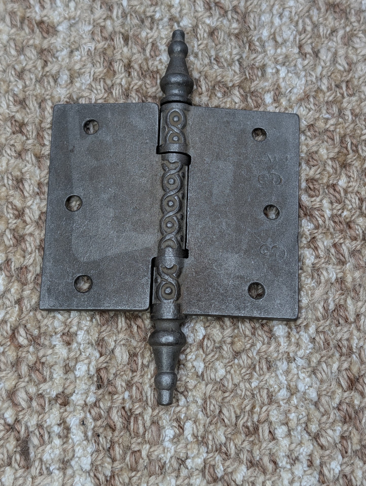 3 1/2" x 3" Antique Decorative Cast Iron Steeple Tip Hinge