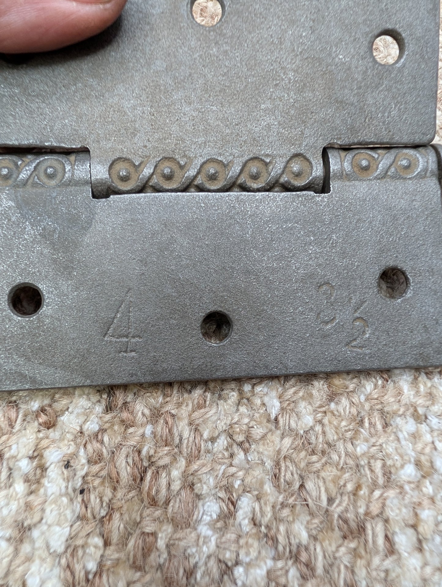 3 1/2" x 4" Antique Decorative Cast Iron Steeple Tip Hinge